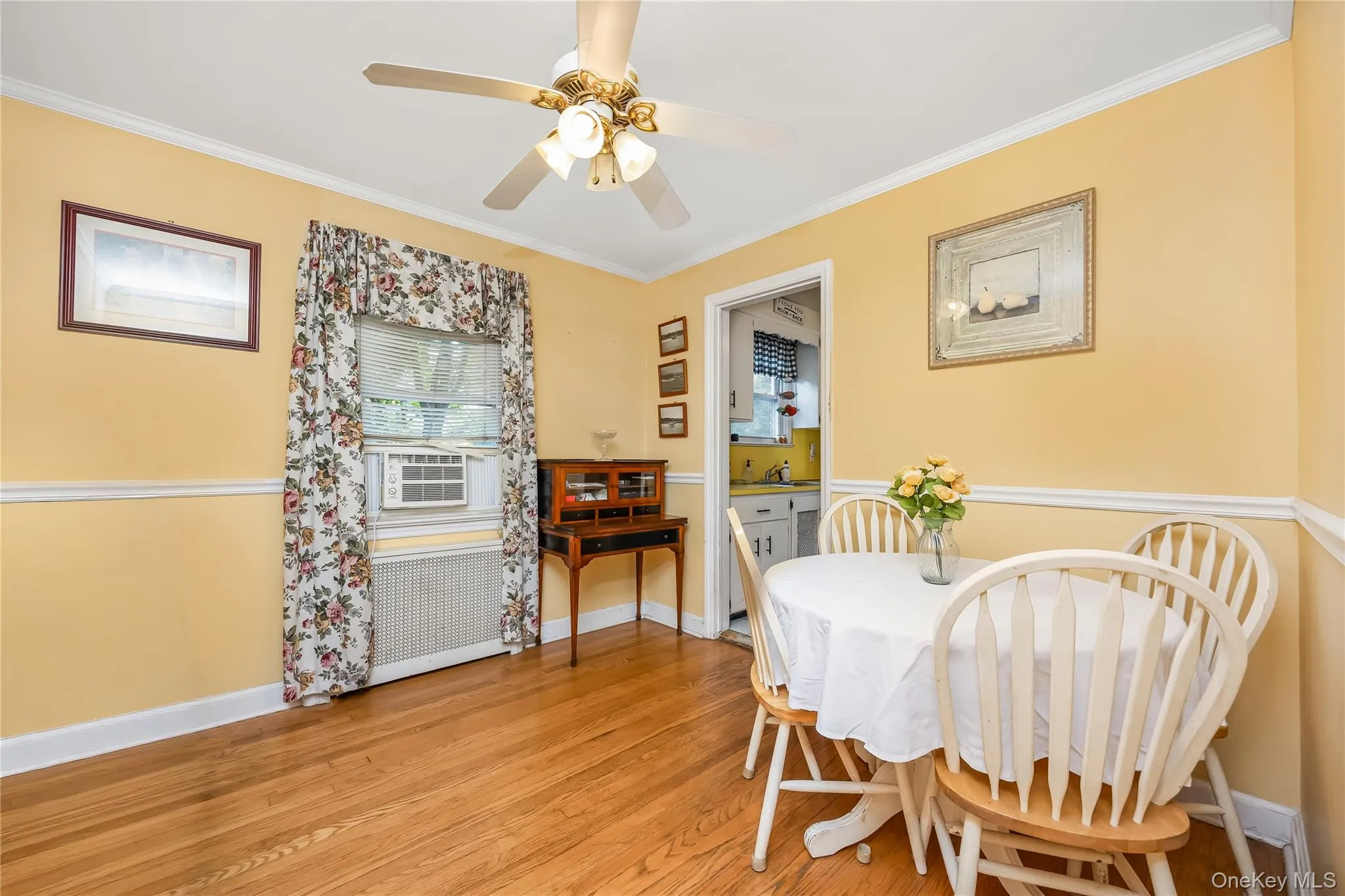 42 Spencer Street, Oyster Bay, NY, 4 Bedrooms Bedrooms, 9 Rooms Rooms,2 BathroomsBathrooms,Residential,For Rent,Spencer,0,1043893 42 Spencer Street, Oyster Bay, NY, 4 Bedrooms Bedrooms, 9 Rooms Rooms,2 BathroomsBathrooms,Residential,For Rent,Spencer,0,1043893