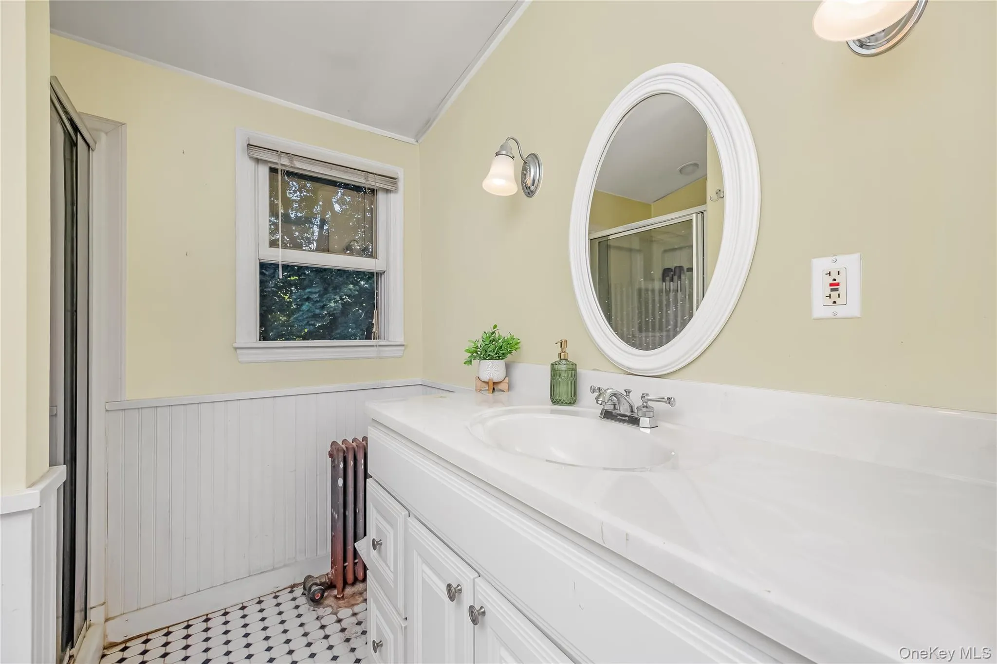 42 Spencer Street, Oyster Bay, NY, 4 Bedrooms Bedrooms, 9 Rooms Rooms,2 BathroomsBathrooms,Residential,For Rent,Spencer,0,1043893 42 Spencer Street, Oyster Bay, NY, 4 Bedrooms Bedrooms, 9 Rooms Rooms,2 BathroomsBathrooms,Residential,For Rent,Spencer,0,1043893