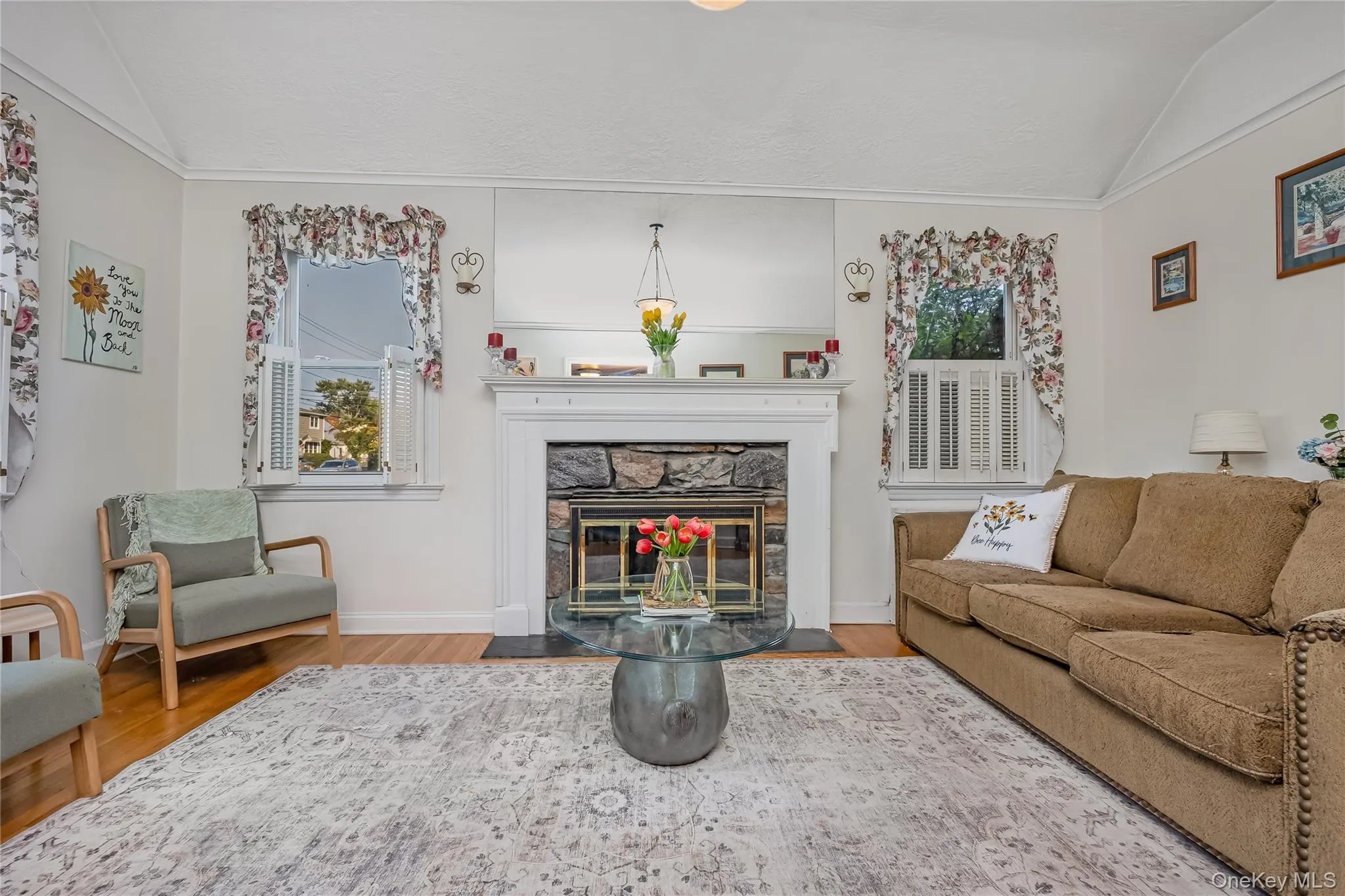 42 Spencer Street, Oyster Bay, NY, 4 Bedrooms Bedrooms, 9 Rooms Rooms,2 BathroomsBathrooms,Residential,For Rent,Spencer,0,1043893 42 Spencer Street, Oyster Bay, NY, 4 Bedrooms Bedrooms, 9 Rooms Rooms,2 BathroomsBathrooms,Residential,For Rent,Spencer,0,1043893