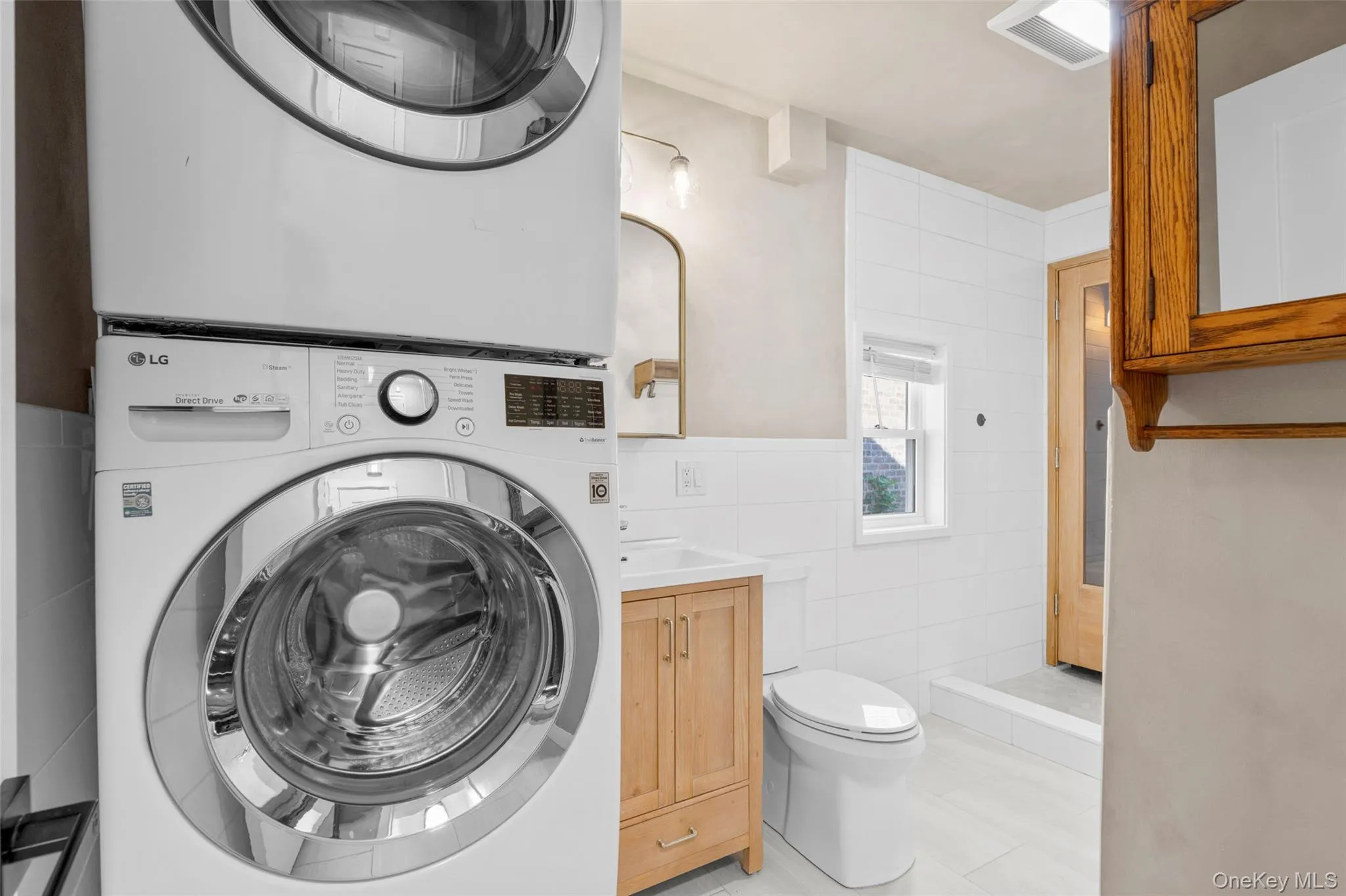 63 Storm Street, Greenburgh, NY, 2 Bedrooms Bedrooms, 4 Rooms Rooms,1 BathroomBathrooms,Residential Lease,For Rent,Storm,0,1043895 63 Storm Street, Greenburgh, NY, 2 Bedrooms Bedrooms, 4 Rooms Rooms,1 BathroomBathrooms,Residential Lease,For Rent,Storm,0,1043895