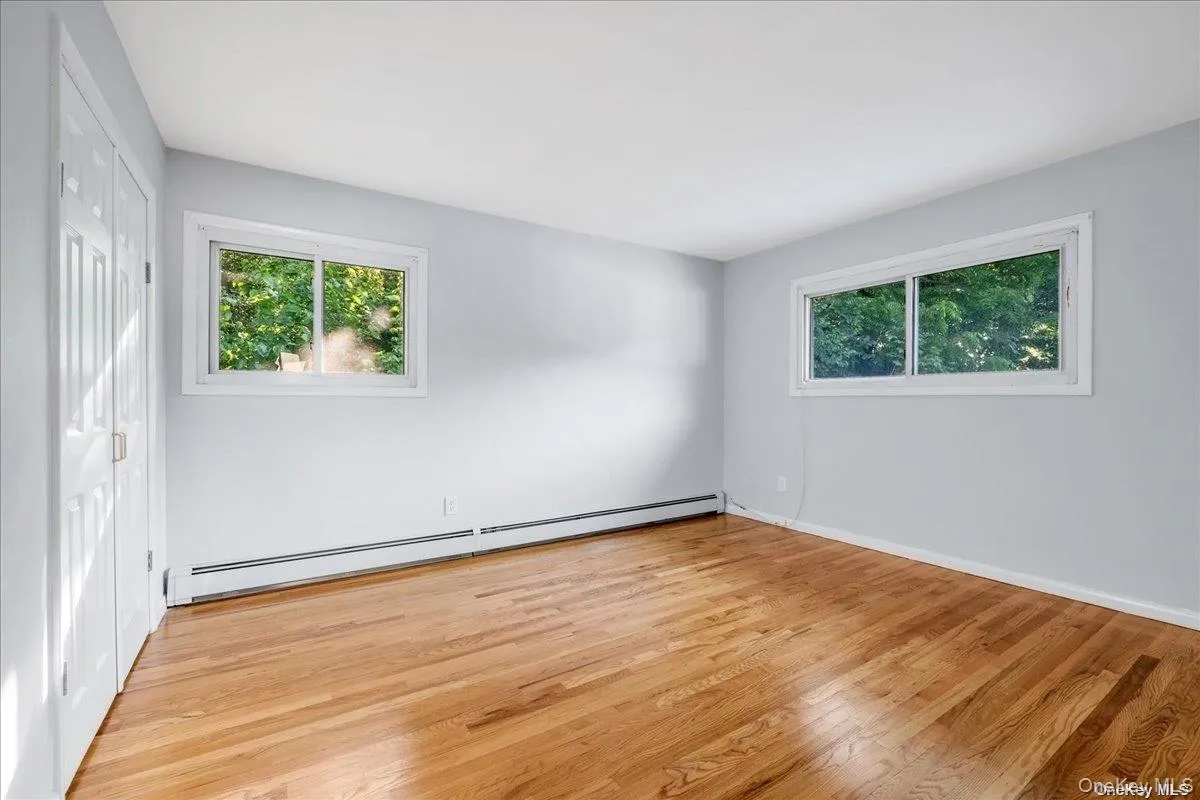 49 Neulist Avenue, North Hempstead, NY, 2 Bedrooms Bedrooms, 5 Rooms Rooms,1 BathroomBathrooms,Residential Lease,For Rent,Neulist,0,1043897 49 Neulist Avenue, North Hempstead, NY, 2 Bedrooms Bedrooms, 5 Rooms Rooms,1 BathroomBathrooms,Residential Lease,For Rent,Neulist,0,1043897