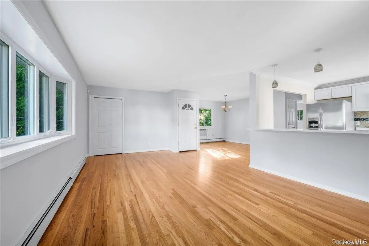 49 Neulist Avenue, North Hempstead, NY, 2 Bedrooms Bedrooms, 5 Rooms Rooms,1 BathroomBathrooms,Residential Lease,For Rent,Neulist,0,1043897 49 Neulist Avenue, North Hempstead, NY, 2 Bedrooms Bedrooms, 5 Rooms Rooms,1 BathroomBathrooms,Residential Lease,For Rent,Neulist,0,1043897