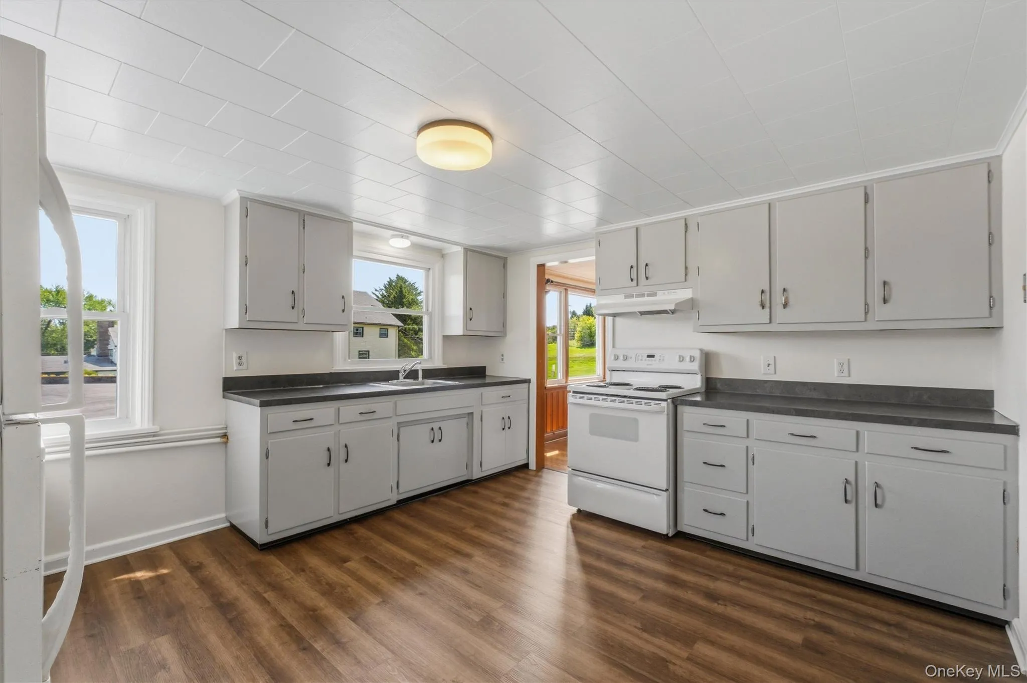 36 OLD INDIAN RD, Marlboro, NY, 2 Bedrooms Bedrooms, 5 Rooms Rooms,1 BathroomBathrooms,Residential Lease,For Rent,OLD INDIAN RD,0,1043898 36 OLD INDIAN RD, Marlboro, NY, 2 Bedrooms Bedrooms, 5 Rooms Rooms,1 BathroomBathrooms,Residential Lease,For Rent,OLD INDIAN RD,0,1043898