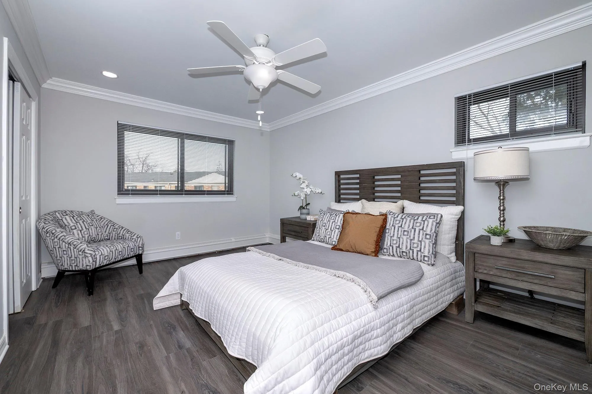 403 East Main Street, Islip, NY, 1 Bedroom Bedrooms, 4 Rooms Rooms,1 BathroomBathrooms,Residential Lease,For Rent,East Main,0,1043900 403 East Main Street, Islip, NY, 1 Bedroom Bedrooms, 4 Rooms Rooms,1 BathroomBathrooms,Residential Lease,For Rent,East Main,0,1043900