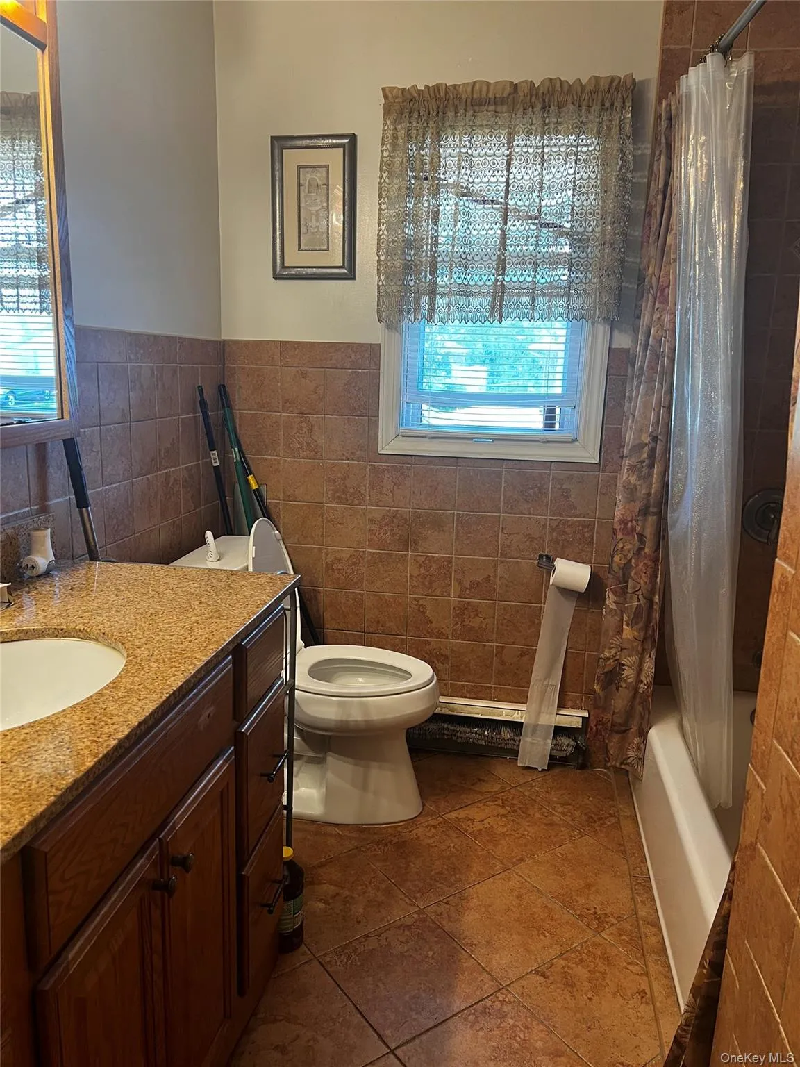 819 Dean Drive, Hempstead, NY, 3 Bedrooms Bedrooms, 6 Rooms Rooms,1 BathroomBathrooms,Residential,For Rent,Dean,0,1043901 819 Dean Drive, Hempstead, NY, 3 Bedrooms Bedrooms, 6 Rooms Rooms,1 BathroomBathrooms,Residential,For Rent,Dean,0,1043901