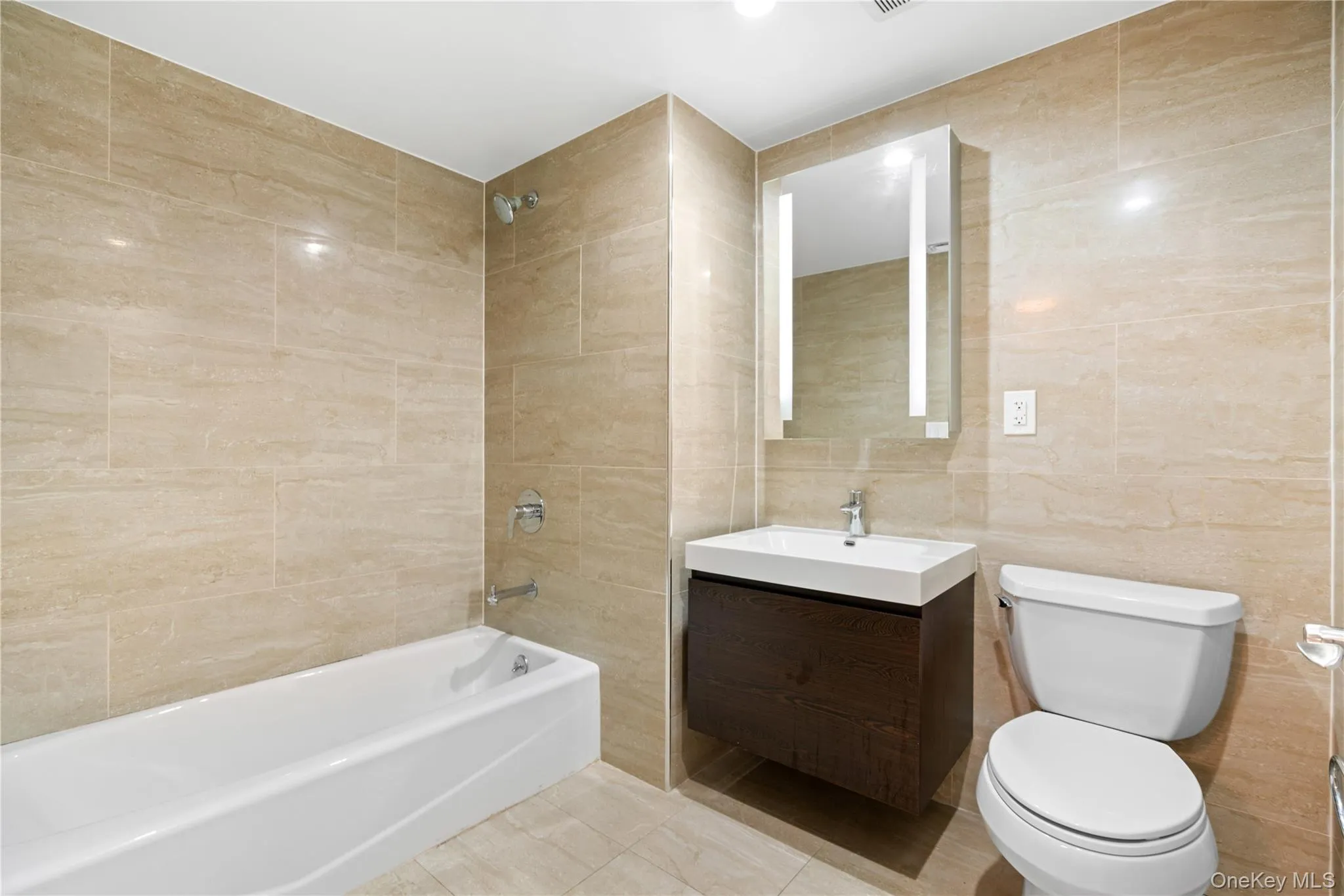 97-45 63rd Drive, New York, NY, 2 Bedrooms Bedrooms, 5 Rooms Rooms,2 BathroomsBathrooms,Residential,For Rent,63rd,0,1043903 97-45 63rd Drive, New York, NY, 2 Bedrooms Bedrooms, 5 Rooms Rooms,2 BathroomsBathrooms,Residential,For Rent,63rd,0,1043903