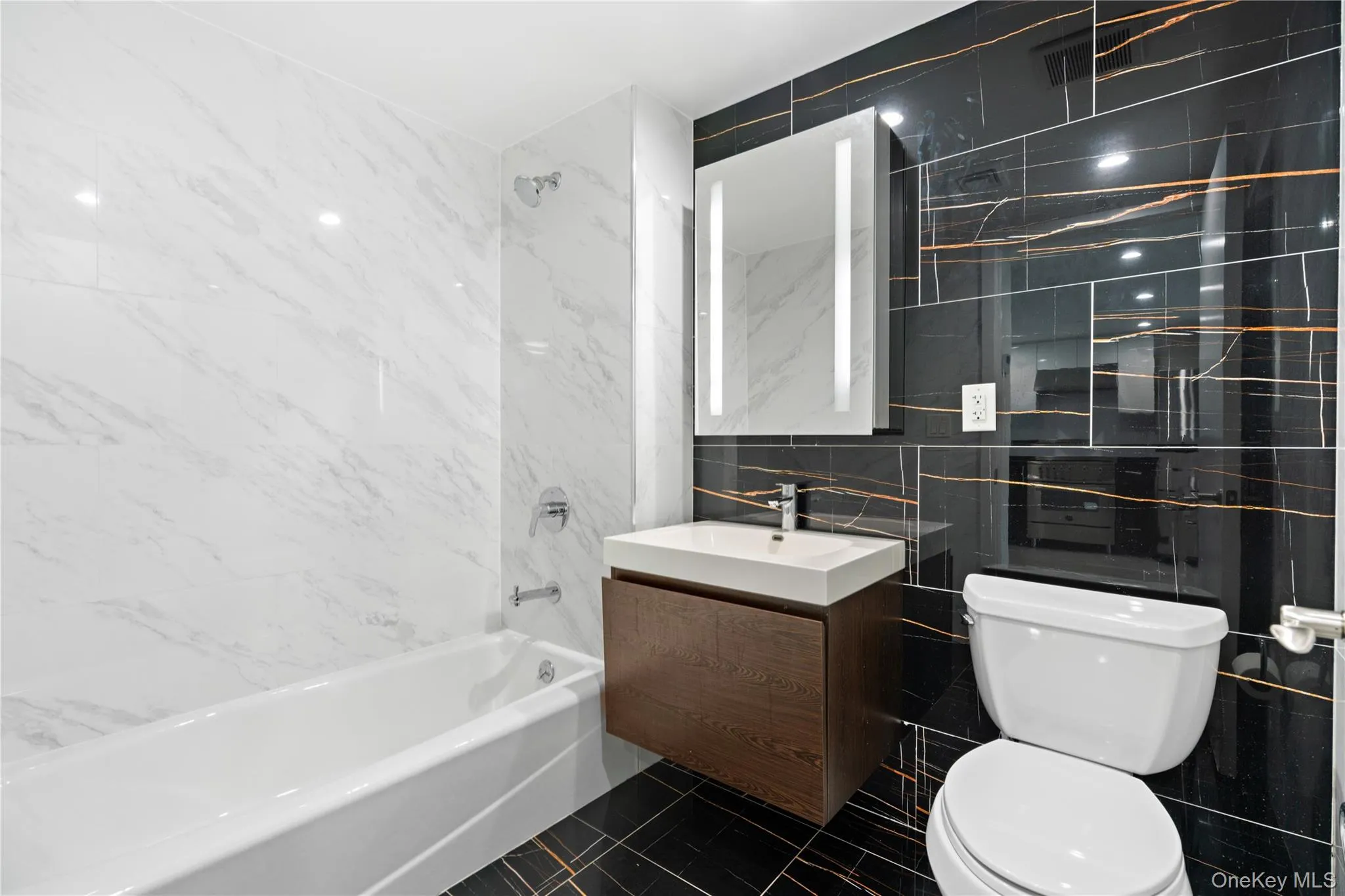 97-45 63rd Drive, New York, NY, 2 Bedrooms Bedrooms, 5 Rooms Rooms,2 BathroomsBathrooms,Residential,For Rent,63rd,0,1043903 97-45 63rd Drive, New York, NY, 2 Bedrooms Bedrooms, 5 Rooms Rooms,2 BathroomsBathrooms,Residential,For Rent,63rd,0,1043903