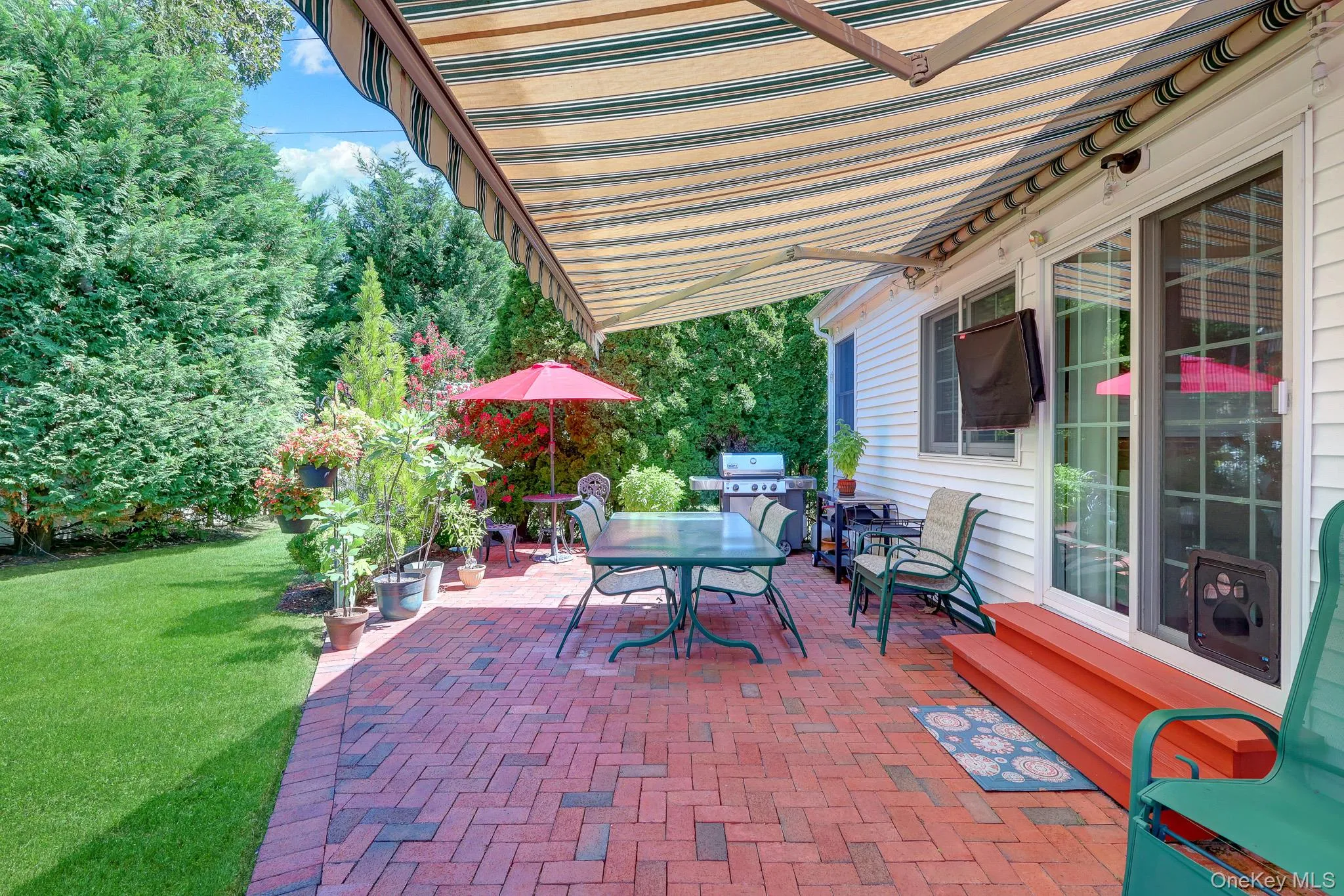 1188 New York Avenue, Hempstead, NY, 5 Bedrooms Bedrooms, 9 Rooms Rooms,3 BathroomsBathrooms,Residential,For Rent,New York,0,1043905 1188 New York Avenue, Hempstead, NY, 5 Bedrooms Bedrooms, 9 Rooms Rooms,3 BathroomsBathrooms,Residential,For Rent,New York,0,1043905