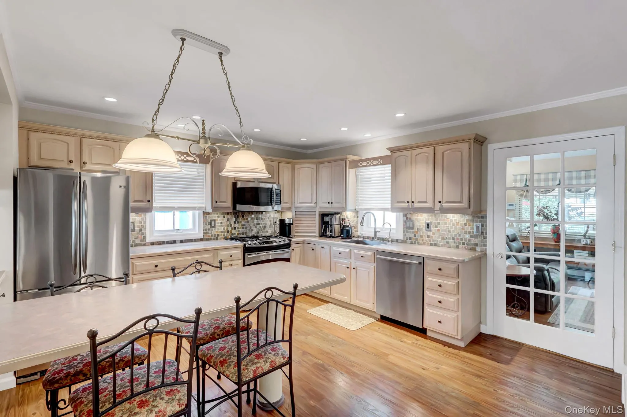 1188 New York Avenue, Hempstead, NY, 5 Bedrooms Bedrooms, 9 Rooms Rooms,3 BathroomsBathrooms,Residential,For Rent,New York,0,1043905 1188 New York Avenue, Hempstead, NY, 5 Bedrooms Bedrooms, 9 Rooms Rooms,3 BathroomsBathrooms,Residential,For Rent,New York,0,1043905