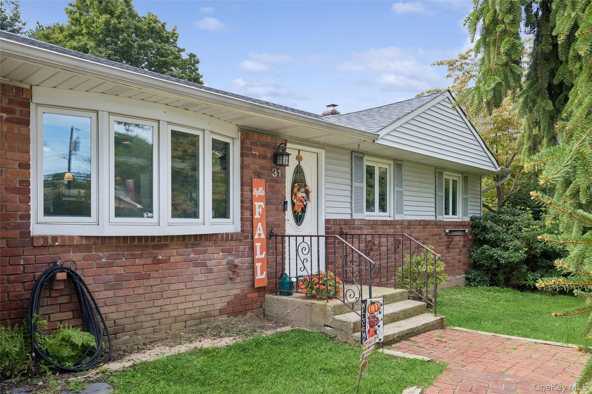 31 Ketay Drive, Huntington, NY, 4 Bedrooms Bedrooms, 8 Rooms Rooms,2 BathroomsBathrooms,Residential,For Rent,Ketay,0,1043906 31 Ketay Drive, Huntington, NY, 4 Bedrooms Bedrooms, 8 Rooms Rooms,2 BathroomsBathrooms,Residential,For Rent,Ketay,0,1043906