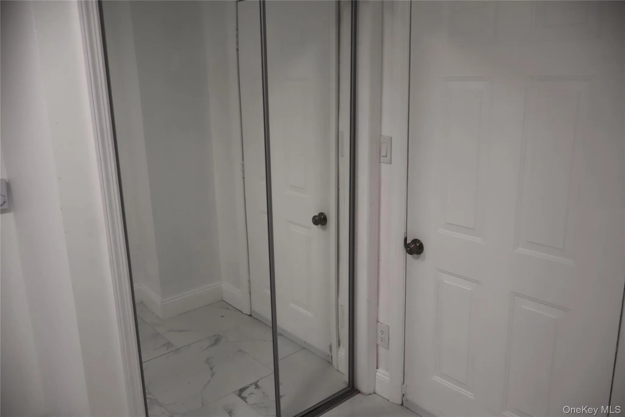 560 Jerome Street, New York, NY, 4 Bedrooms Bedrooms, 5 Rooms Rooms,1 BathroomBathrooms,Residential Lease,For Rent,Jerome,0,1043911 560 Jerome Street, New York, NY, 4 Bedrooms Bedrooms, 5 Rooms Rooms,1 BathroomBathrooms,Residential Lease,For Rent,Jerome,0,1043911
