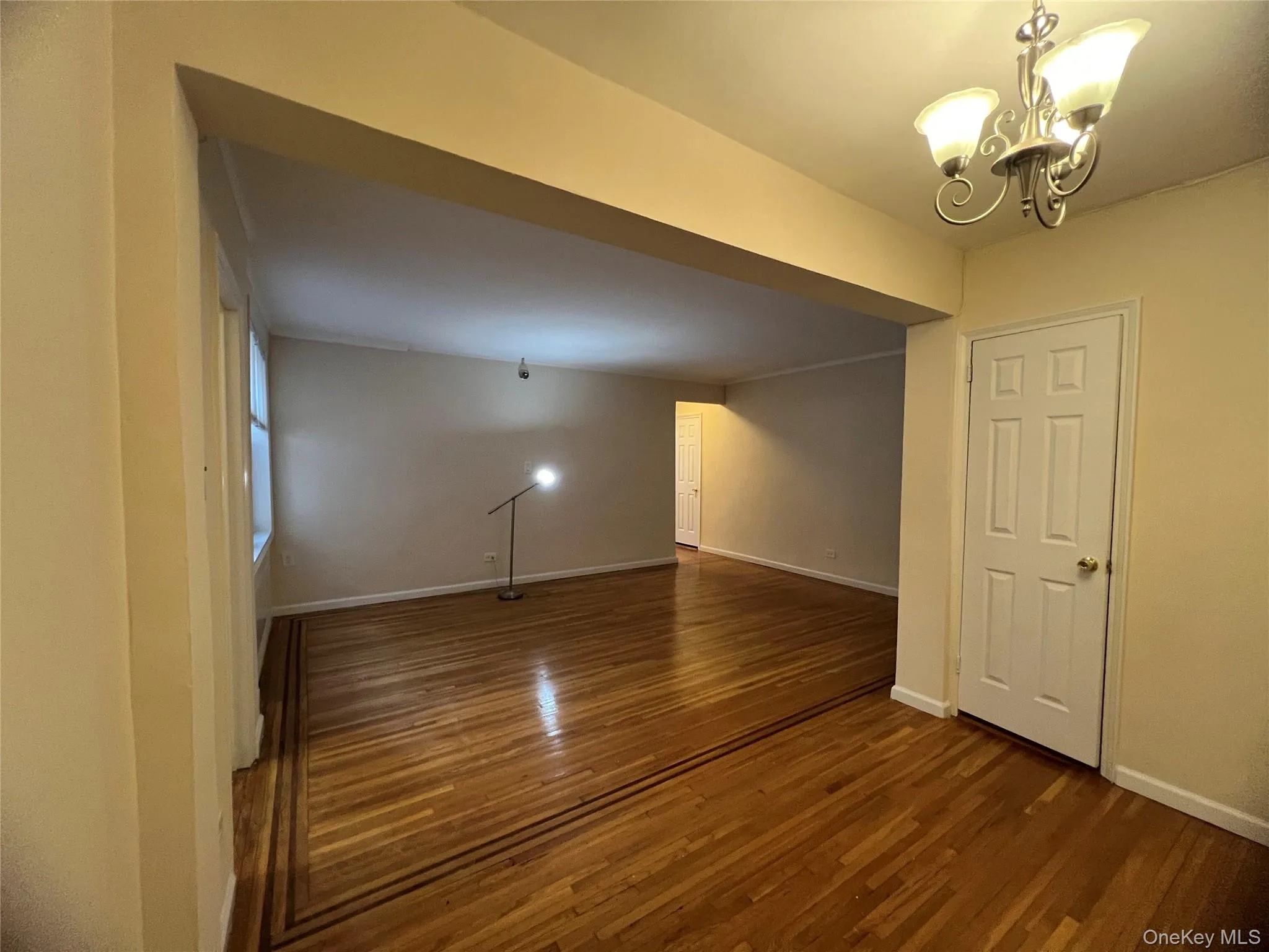 65-74 Saunders Street, New York, NY, 1 Bedroom Bedrooms, 3 Rooms Rooms,1 BathroomBathrooms,Residential Lease,For Rent,Saunders,0,1043913 65-74 Saunders Street, New York, NY, 1 Bedroom Bedrooms, 3 Rooms Rooms,1 BathroomBathrooms,Residential Lease,For Rent,Saunders,0,1043913