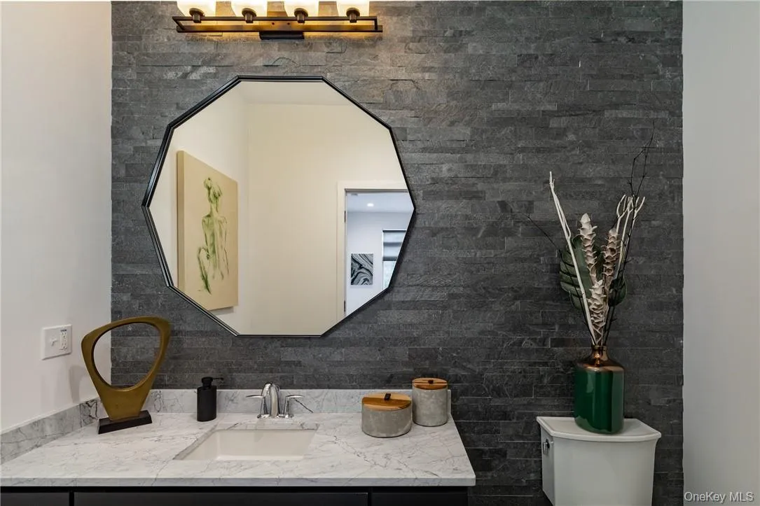 30 Beekman Street, Beacon, NY, 2 Bedrooms Bedrooms, 5 Rooms Rooms,2 BathroomsBathrooms,Residential Lease,For Rent,Beekman,0,1043914 30 Beekman Street, Beacon, NY, 2 Bedrooms Bedrooms, 5 Rooms Rooms,2 BathroomsBathrooms,Residential Lease,For Rent,Beekman,0,1043914