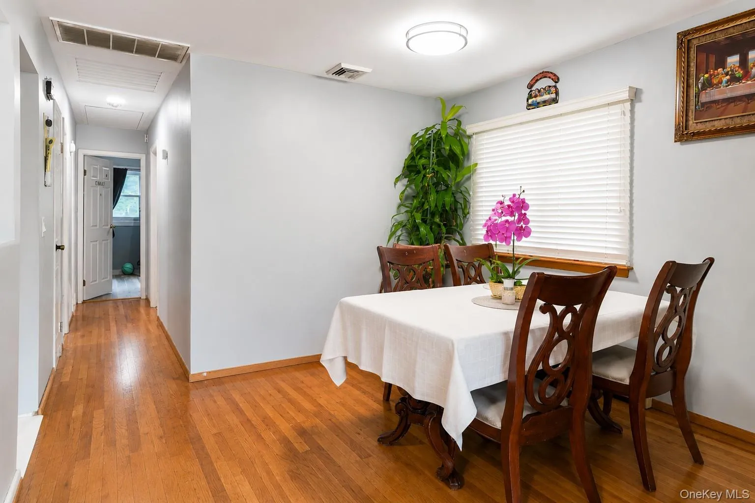 42 Brennan Street, Huntington, NY, 6 Bedrooms Bedrooms, 8 Rooms Rooms,2 BathroomsBathrooms,Residential,For Rent,Brennan,0,1043915 42 Brennan Street, Huntington, NY, 6 Bedrooms Bedrooms, 8 Rooms Rooms,2 BathroomsBathrooms,Residential,For Rent,Brennan,0,1043915
