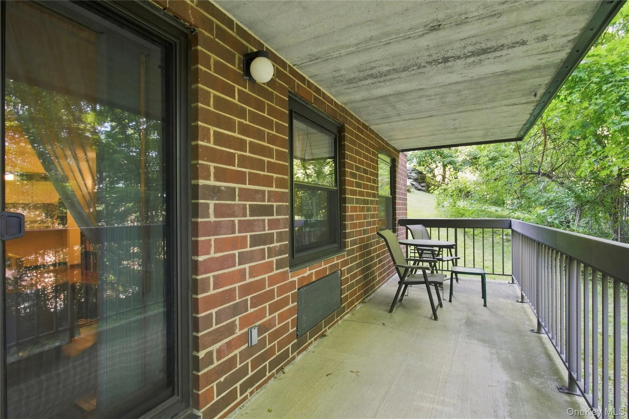 1376 Midland Avenue, Yonkers, NY, 2 Bedrooms Bedrooms, 4 Rooms Rooms,2 BathroomsBathrooms,Residential,For Rent,Midland,0,1043916 1376 Midland Avenue, Yonkers, NY, 2 Bedrooms Bedrooms, 4 Rooms Rooms,2 BathroomsBathrooms,Residential,For Rent,Midland,0,1043916