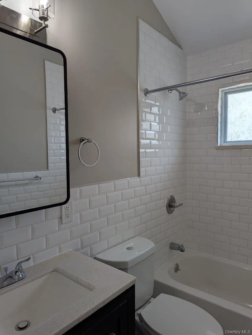 1727 N. Gardiner Drive, Islip, NY, 2 Bedrooms Bedrooms, 5 Rooms Rooms,1 BathroomBathrooms,Residential Lease,For Rent,N. Gardiner,0,1043917 1727 N. Gardiner Drive, Islip, NY, 2 Bedrooms Bedrooms, 5 Rooms Rooms,1 BathroomBathrooms,Residential Lease,For Rent,N. Gardiner,0,1043917