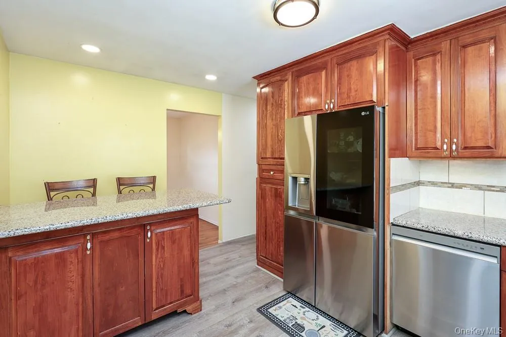 11 Valentine Street, Hempstead, NY, 3 Bedrooms Bedrooms, 6 Rooms Rooms,2 BathroomsBathrooms,Residential,For Rent,Valentine,0,1043920 11 Valentine Street, Hempstead, NY, 3 Bedrooms Bedrooms, 6 Rooms Rooms,2 BathroomsBathrooms,Residential,For Rent,Valentine,0,1043920