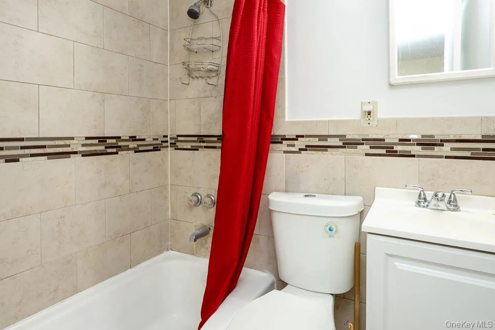 11 Valentine Street, Hempstead, NY, 3 Bedrooms Bedrooms, 6 Rooms Rooms,2 BathroomsBathrooms,Residential,For Rent,Valentine,0,1043920 11 Valentine Street, Hempstead, NY, 3 Bedrooms Bedrooms, 6 Rooms Rooms,2 BathroomsBathrooms,Residential,For Rent,Valentine,0,1043920