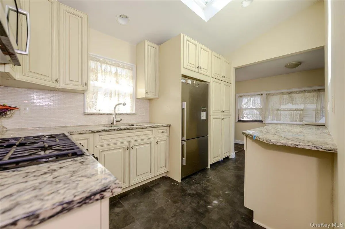 9 Magnolia Place, New York, NY, 2 Bedrooms Bedrooms, 5 Rooms Rooms,1 BathroomBathrooms,Residential,For Rent,Magnolia,0,1043926 9 Magnolia Place, New York, NY, 2 Bedrooms Bedrooms, 5 Rooms Rooms,1 BathroomBathrooms,Residential,For Rent,Magnolia,0,1043926