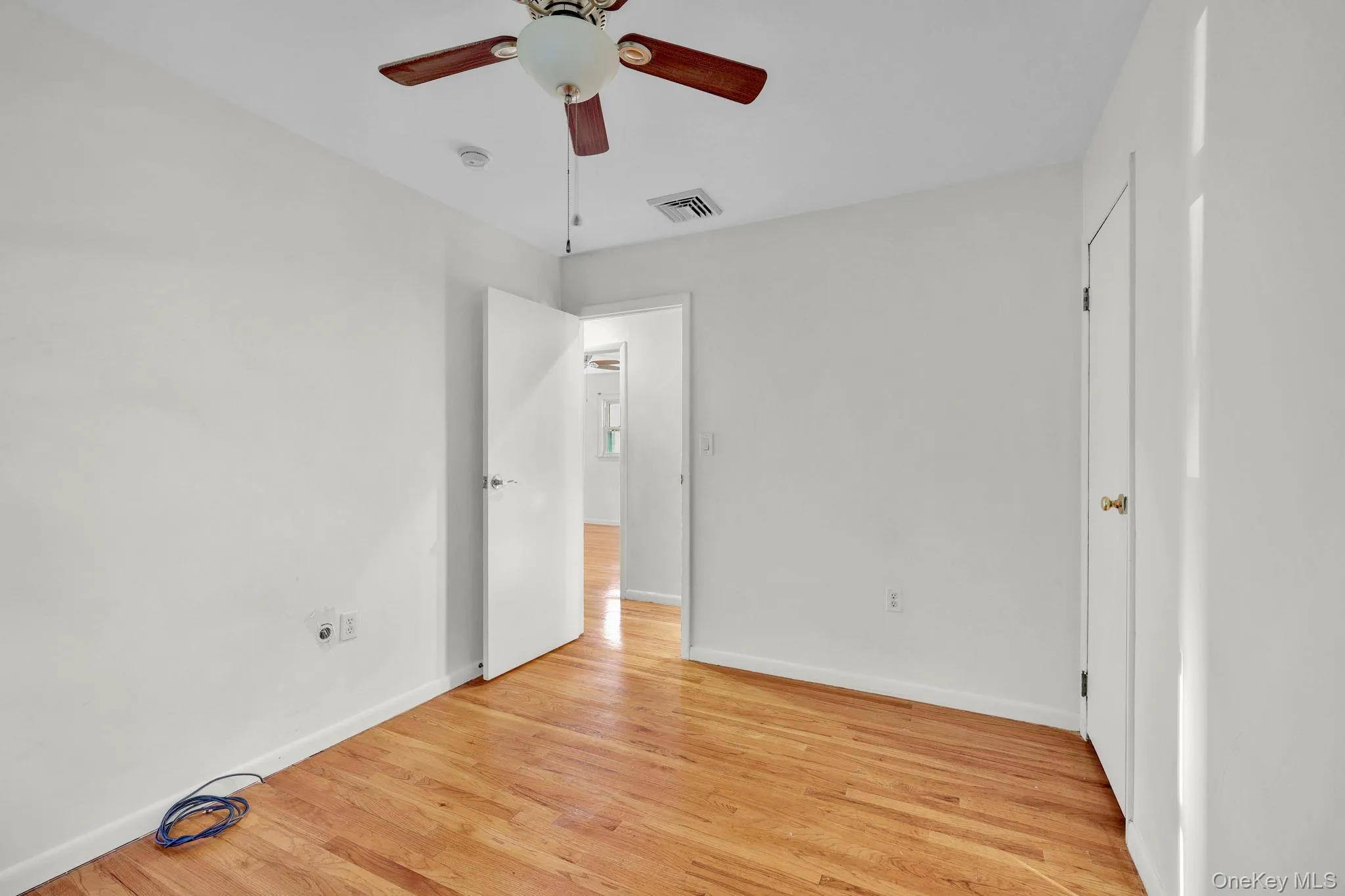 241 Garden Street, New Windsor, NY, 3 Bedrooms Bedrooms, 5 Rooms Rooms,2 BathroomsBathrooms,Residential,For Rent,Garden,0,1043928 241 Garden Street, New Windsor, NY, 3 Bedrooms Bedrooms, 5 Rooms Rooms,2 BathroomsBathrooms,Residential,For Rent,Garden,0,1043928