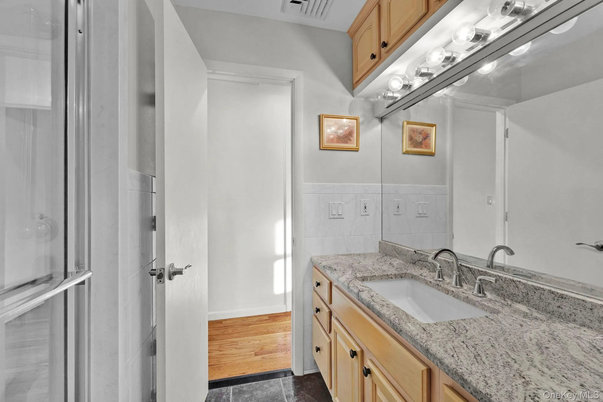 241 Garden Street, New Windsor, NY, 3 Bedrooms Bedrooms, 5 Rooms Rooms,2 BathroomsBathrooms,Residential,For Rent,Garden,0,1043928 241 Garden Street, New Windsor, NY, 3 Bedrooms Bedrooms, 5 Rooms Rooms,2 BathroomsBathrooms,Residential,For Rent,Garden,0,1043928