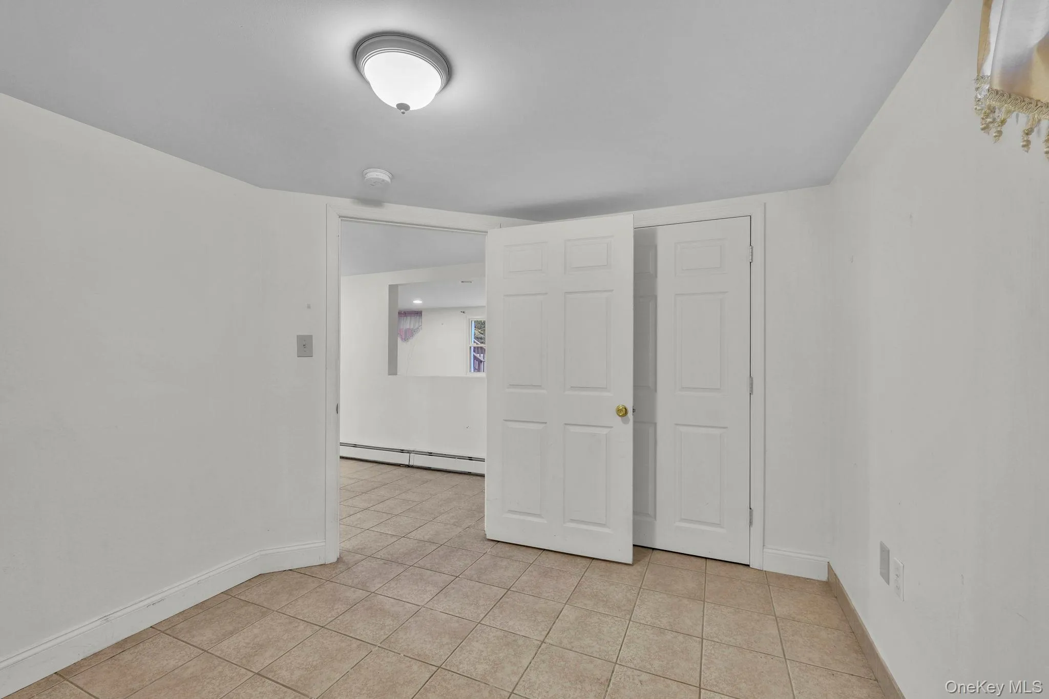 241 Garden Street, New Windsor, NY, 3 Bedrooms Bedrooms, 5 Rooms Rooms,2 BathroomsBathrooms,Residential,For Rent,Garden,0,1043928 241 Garden Street, New Windsor, NY, 3 Bedrooms Bedrooms, 5 Rooms Rooms,2 BathroomsBathrooms,Residential,For Rent,Garden,0,1043928