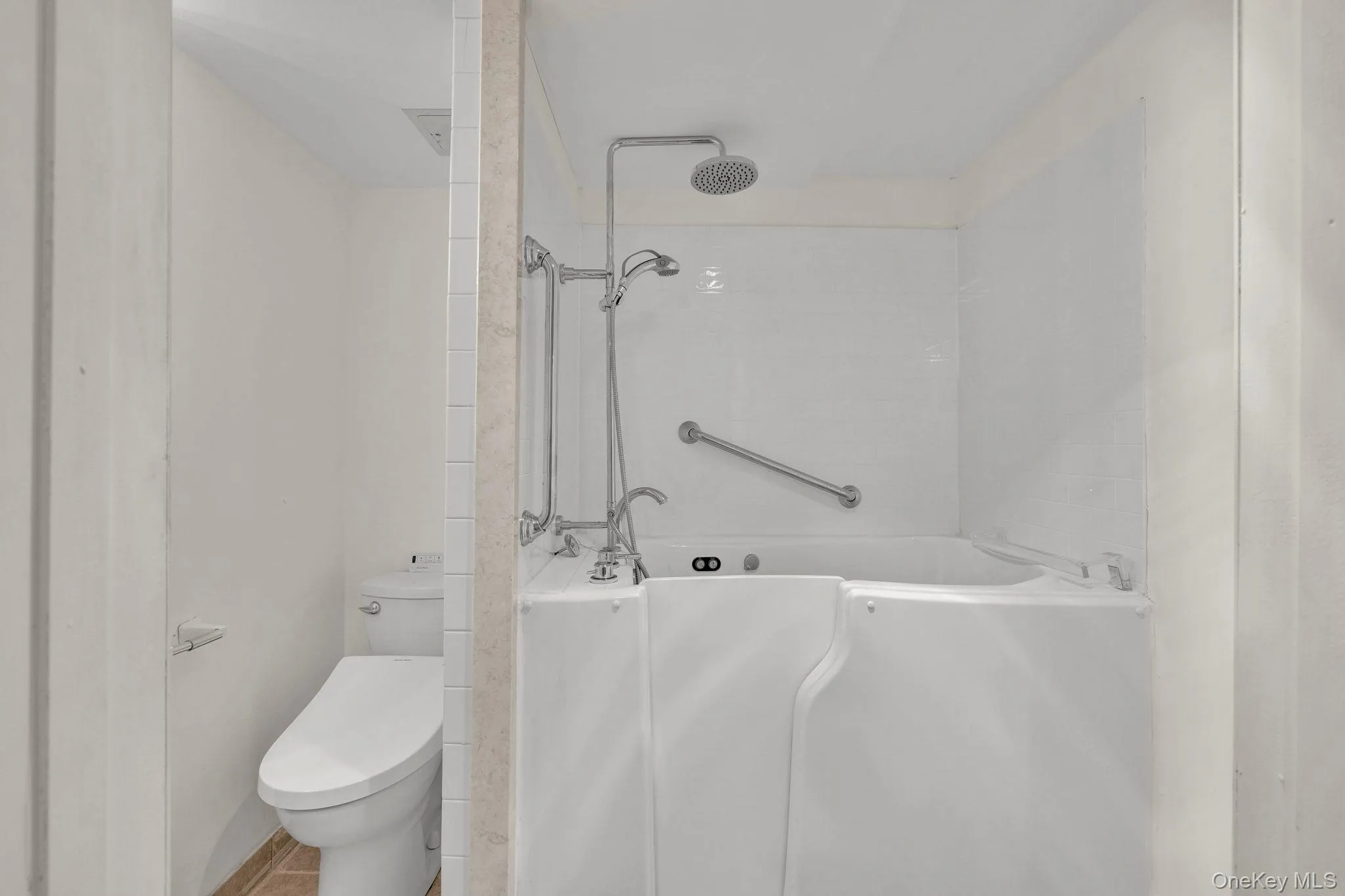 241 Garden Street, New Windsor, NY, 3 Bedrooms Bedrooms, 5 Rooms Rooms,2 BathroomsBathrooms,Residential,For Rent,Garden,0,1043928 241 Garden Street, New Windsor, NY, 3 Bedrooms Bedrooms, 5 Rooms Rooms,2 BathroomsBathrooms,Residential,For Rent,Garden,0,1043928