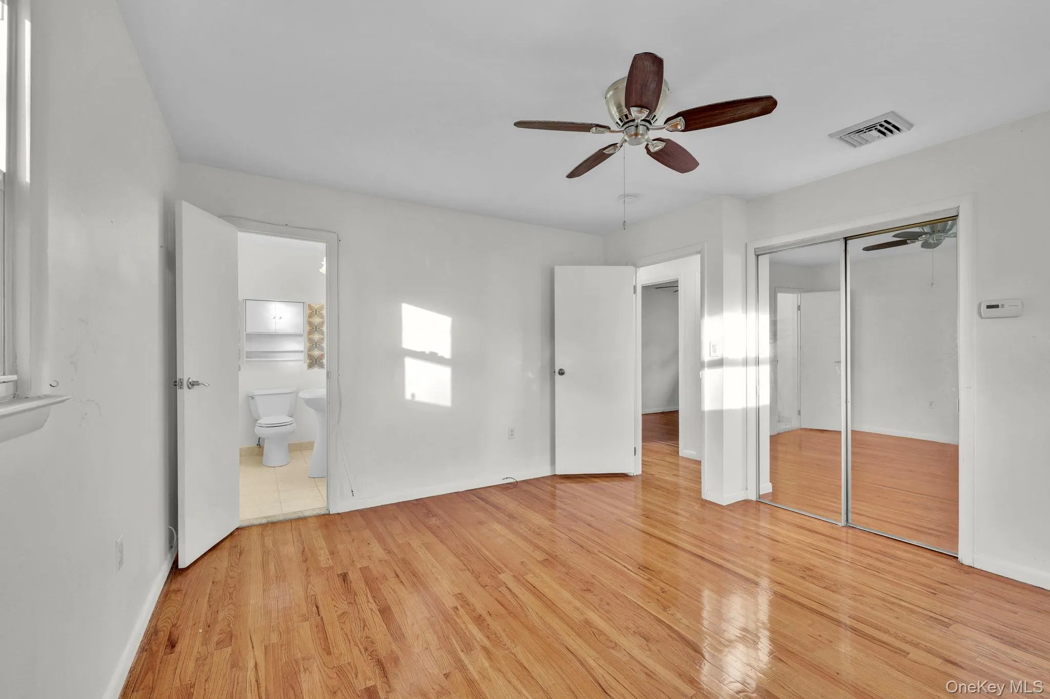241 Garden Street, New Windsor, NY, 3 Bedrooms Bedrooms, 5 Rooms Rooms,2 BathroomsBathrooms,Residential,For Rent,Garden,0,1043928 241 Garden Street, New Windsor, NY, 3 Bedrooms Bedrooms, 5 Rooms Rooms,2 BathroomsBathrooms,Residential,For Rent,Garden,0,1043928