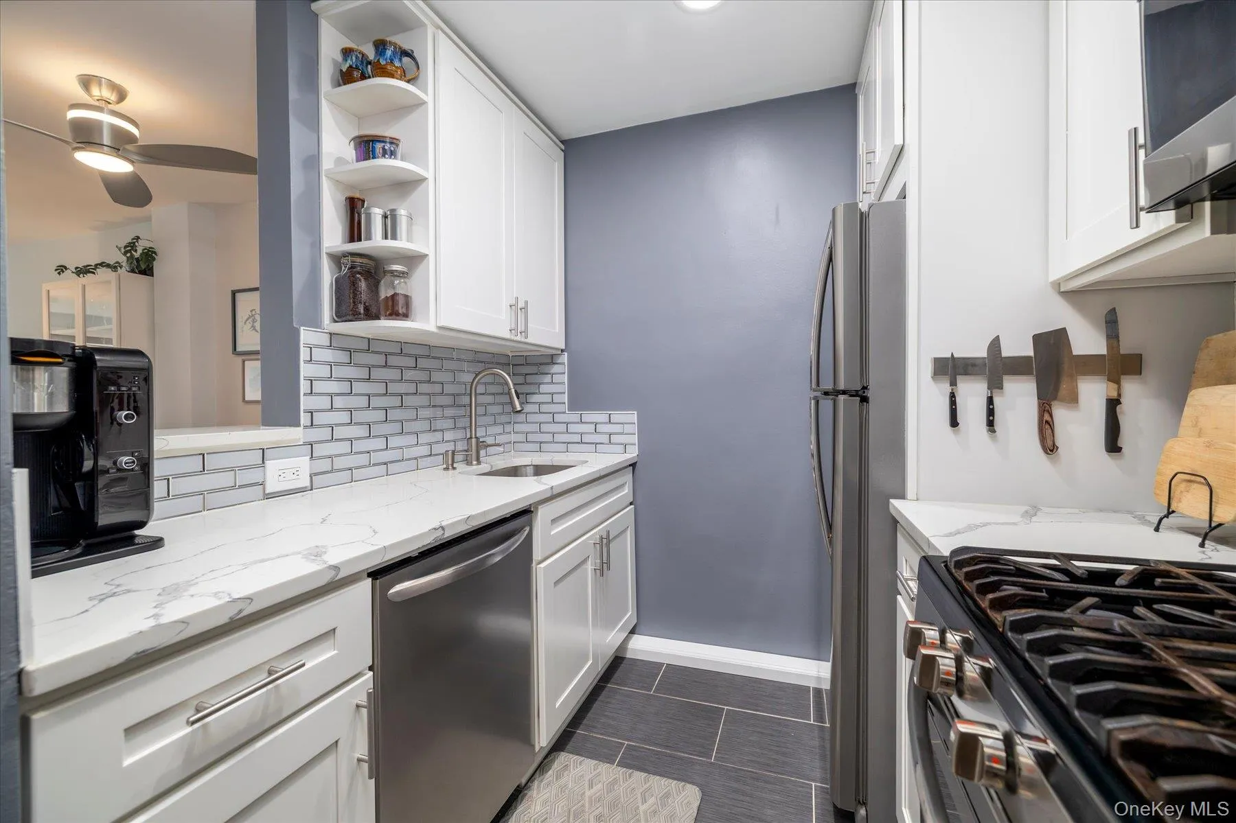 Stainless steel appliances with gas cooking Stainless steel appliances with gas cooking