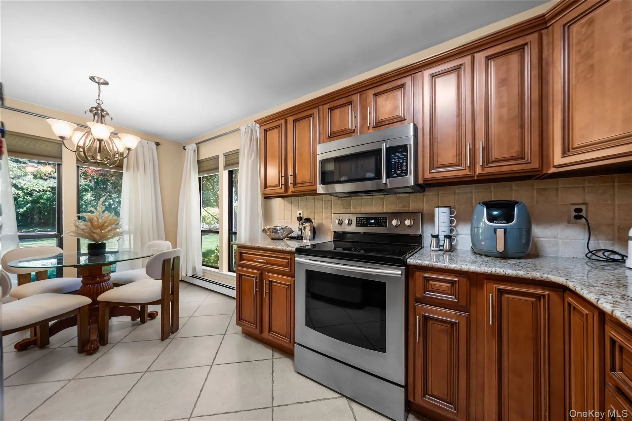 4 Lyndon Court, Islip, NY, 2 Bedrooms Bedrooms, 5 Rooms Rooms,2 BathroomsBathrooms,Residential,For Rent,Lyndon,0,1043932 4 Lyndon Court, Islip, NY, 2 Bedrooms Bedrooms, 5 Rooms Rooms,2 BathroomsBathrooms,Residential,For Rent,Lyndon,0,1043932