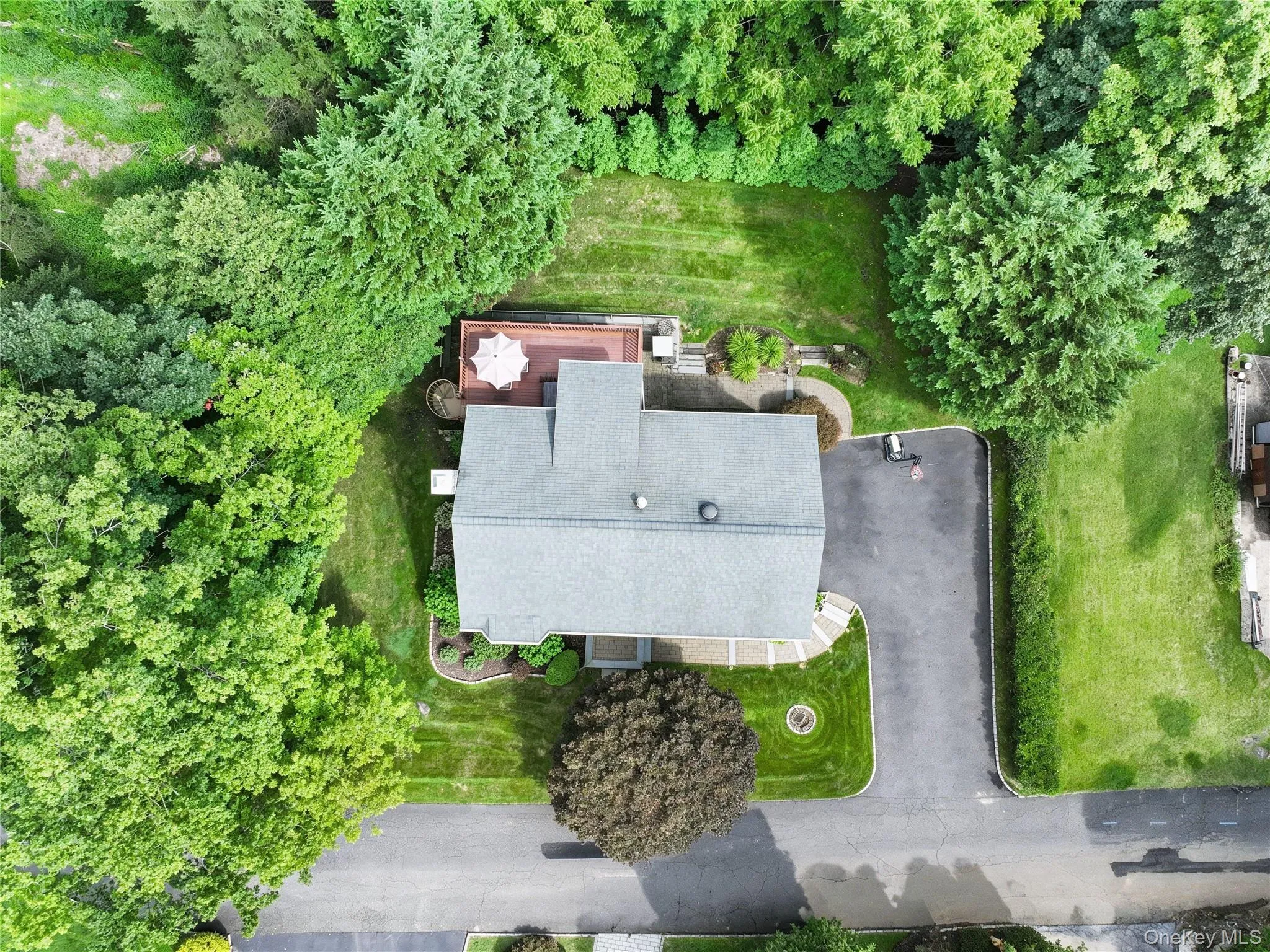 3 Douglas Drive, Mount Pleasant, NY, 3 Bedrooms Bedrooms, 8 Rooms Rooms,2 BathroomsBathrooms,Residential,For Rent,Douglas,0,1043937 3 Douglas Drive, Mount Pleasant, NY, 3 Bedrooms Bedrooms, 8 Rooms Rooms,2 BathroomsBathrooms,Residential,For Rent,Douglas,0,1043937