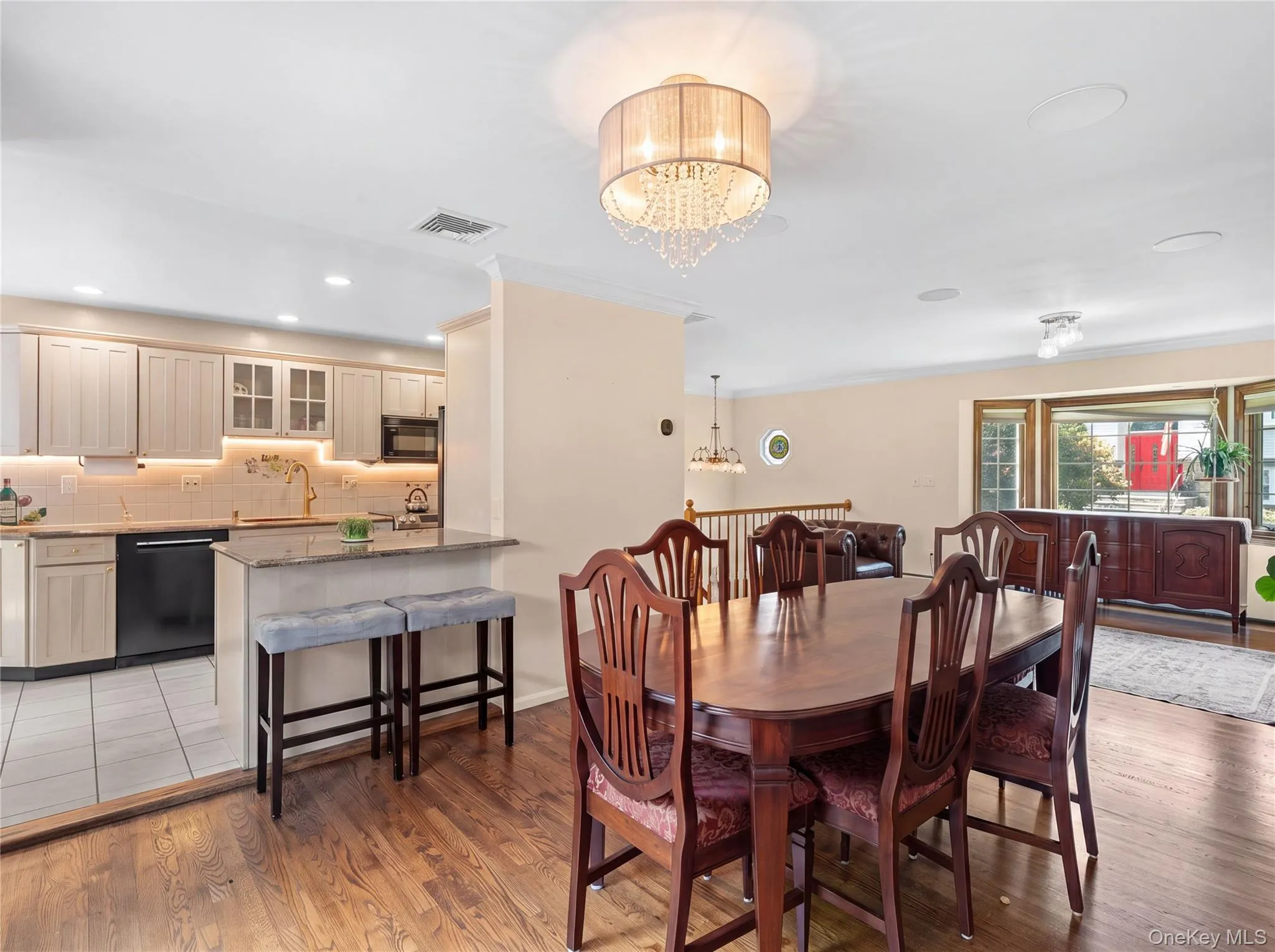 3 Douglas Drive, Mount Pleasant, NY, 3 Bedrooms Bedrooms, 8 Rooms Rooms,2 BathroomsBathrooms,Residential,For Rent,Douglas,0,1043937 3 Douglas Drive, Mount Pleasant, NY, 3 Bedrooms Bedrooms, 8 Rooms Rooms,2 BathroomsBathrooms,Residential,For Rent,Douglas,0,1043937