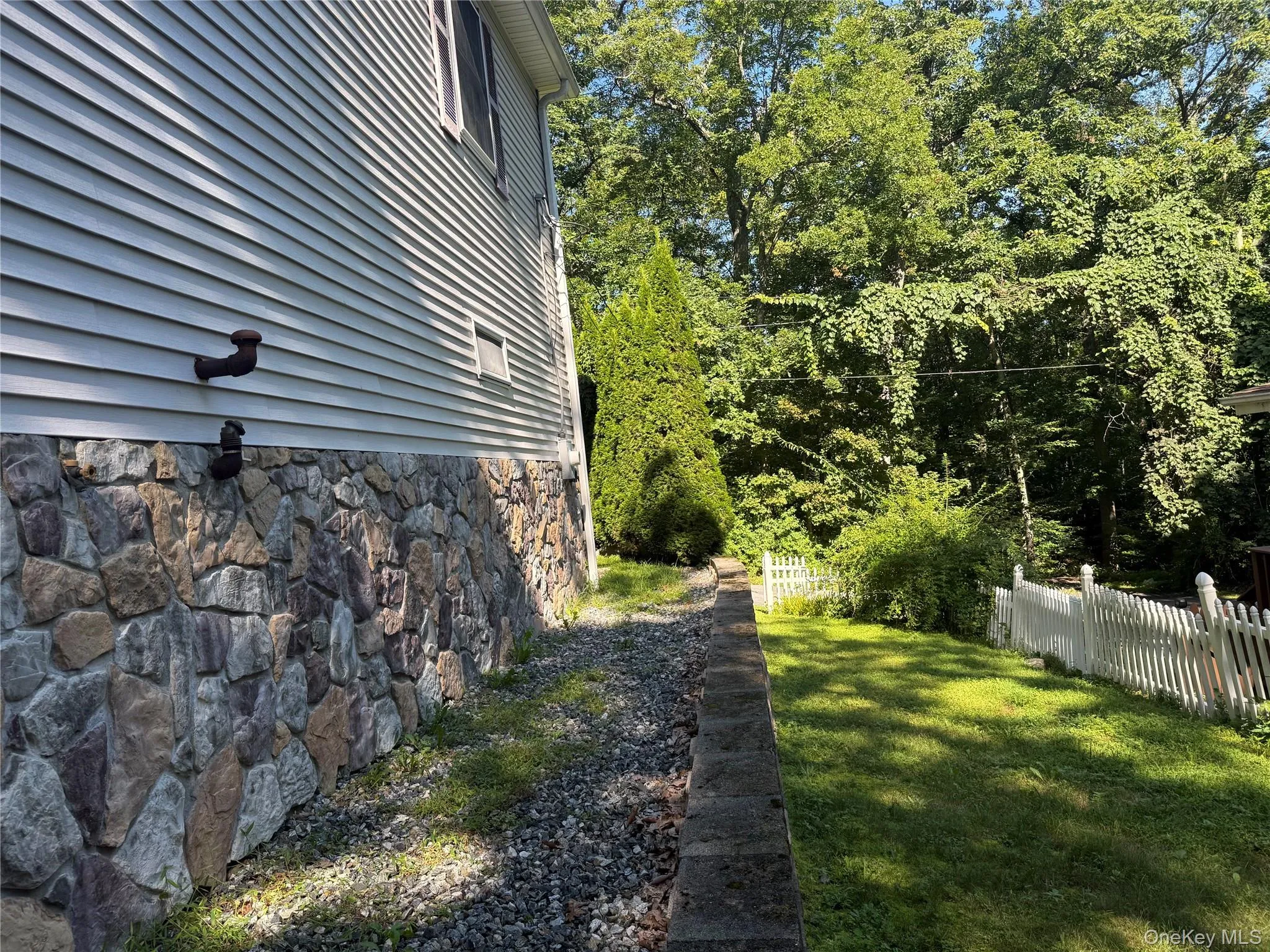 10 Jay Court, Kent, NY, 2 Bedrooms Bedrooms, 5 Rooms Rooms,2 BathroomsBathrooms,Residential,For Rent,Jay,0,1043941 10 Jay Court, Kent, NY, 2 Bedrooms Bedrooms, 5 Rooms Rooms,2 BathroomsBathrooms,Residential,For Rent,Jay,0,1043941