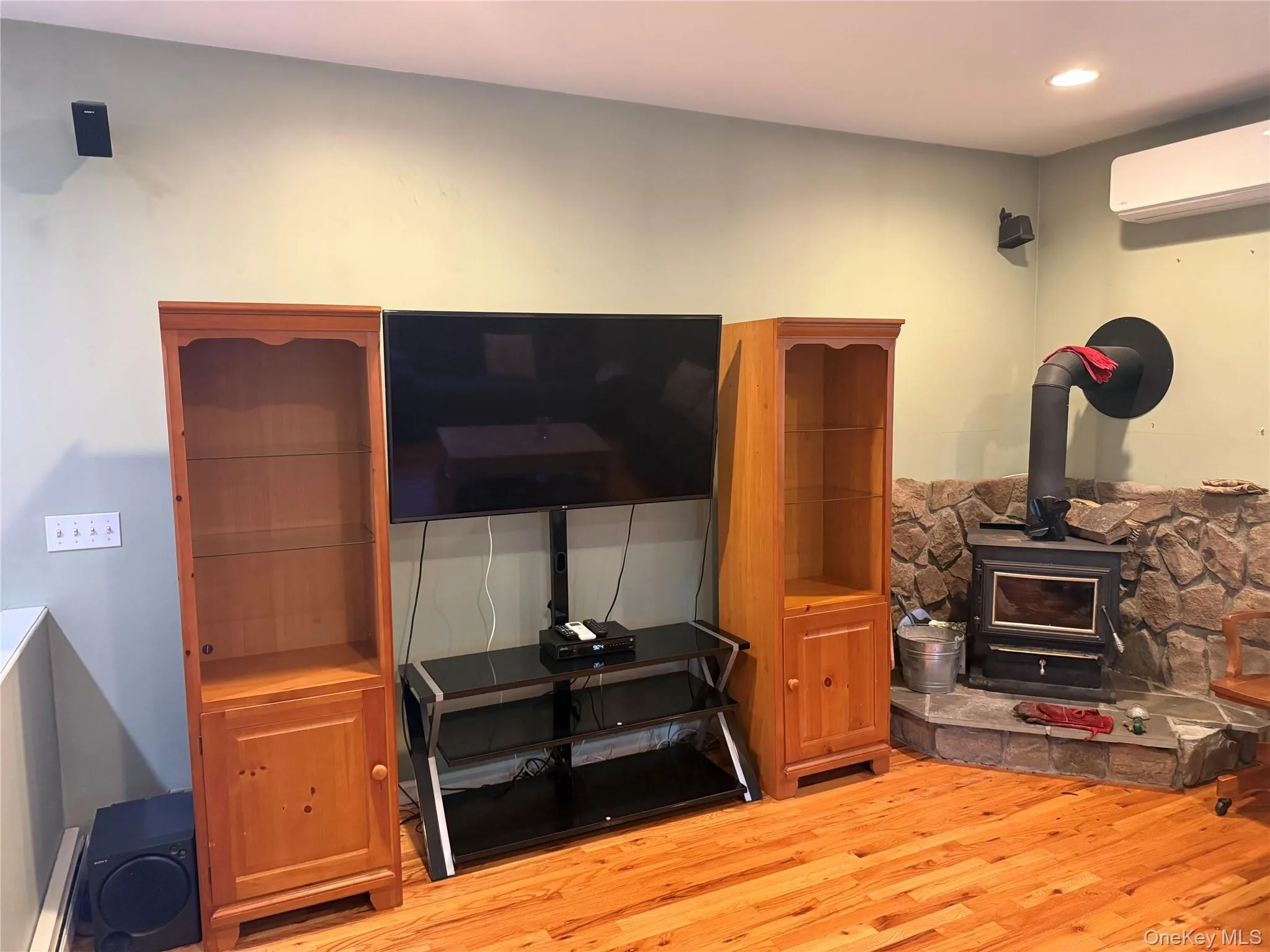 10 Jay Court, Kent, NY, 2 Bedrooms Bedrooms, 5 Rooms Rooms,2 BathroomsBathrooms,Residential,For Rent,Jay,0,1043941 10 Jay Court, Kent, NY, 2 Bedrooms Bedrooms, 5 Rooms Rooms,2 BathroomsBathrooms,Residential,For Rent,Jay,0,1043941
