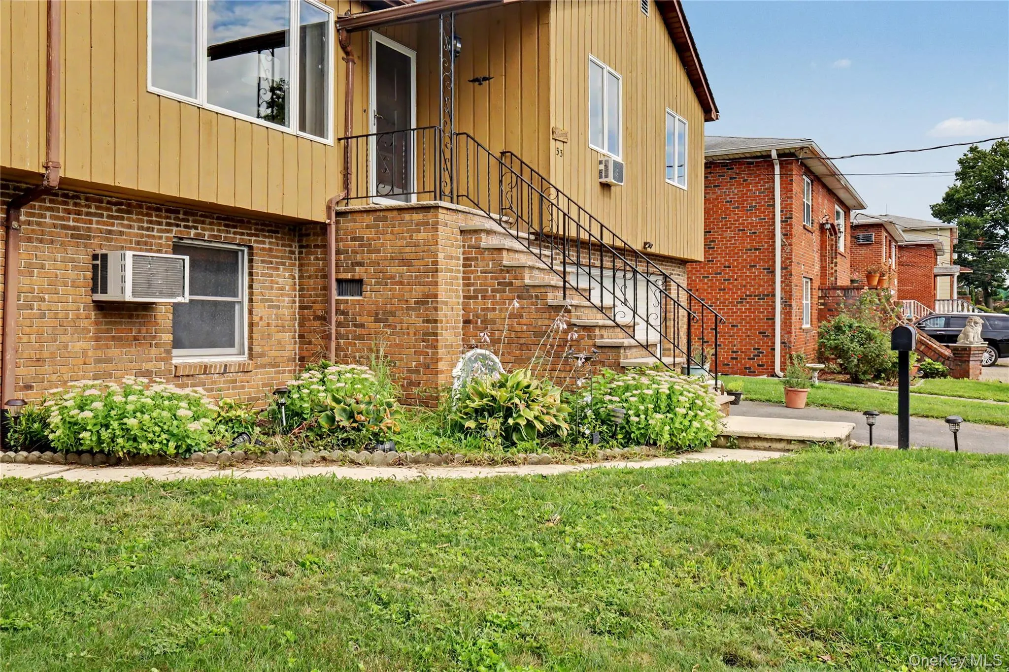33 a/k/a 29 Stillwell Avenue, Yonkers, NY, 3 Bedrooms Bedrooms, 8 Rooms Rooms,2 BathroomsBathrooms,Residential,For Rent,Stillwell,0,1043951 33 a/k/a 29 Stillwell Avenue, Yonkers, NY, 3 Bedrooms Bedrooms, 8 Rooms Rooms,2 BathroomsBathrooms,Residential,For Rent,Stillwell,0,1043951