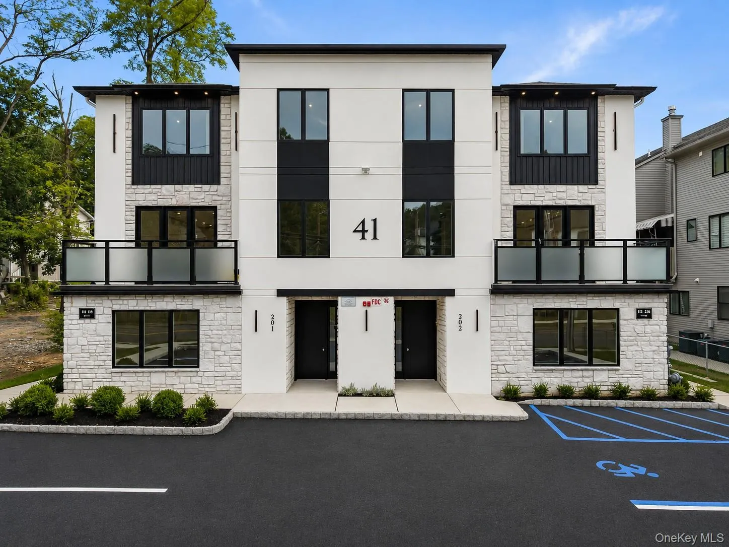 41 Saddle River Road, Ramapo, NY, 3 Bedrooms Bedrooms, 5 Rooms Rooms,2 BathroomsBathrooms,Residential,For Rent,Saddle River,0,1043957 41 Saddle River Road, Ramapo, NY, 3 Bedrooms Bedrooms, 5 Rooms Rooms,2 BathroomsBathrooms,Residential,For Rent,Saddle River,0,1043957