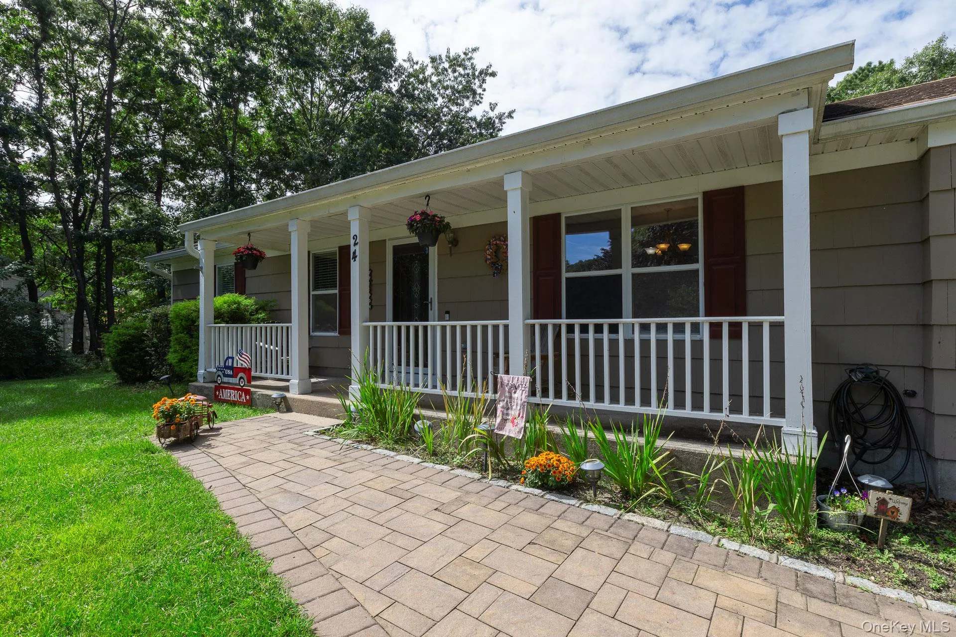 24 Evergreen Drive, Brookhaven, NY, 4 Bedrooms Bedrooms, 8 Rooms Rooms,3 BathroomsBathrooms,Residential,For Rent,Evergreen,0,1043961 24 Evergreen Drive, Brookhaven, NY, 4 Bedrooms Bedrooms, 8 Rooms Rooms,3 BathroomsBathrooms,Residential,For Rent,Evergreen,0,1043961