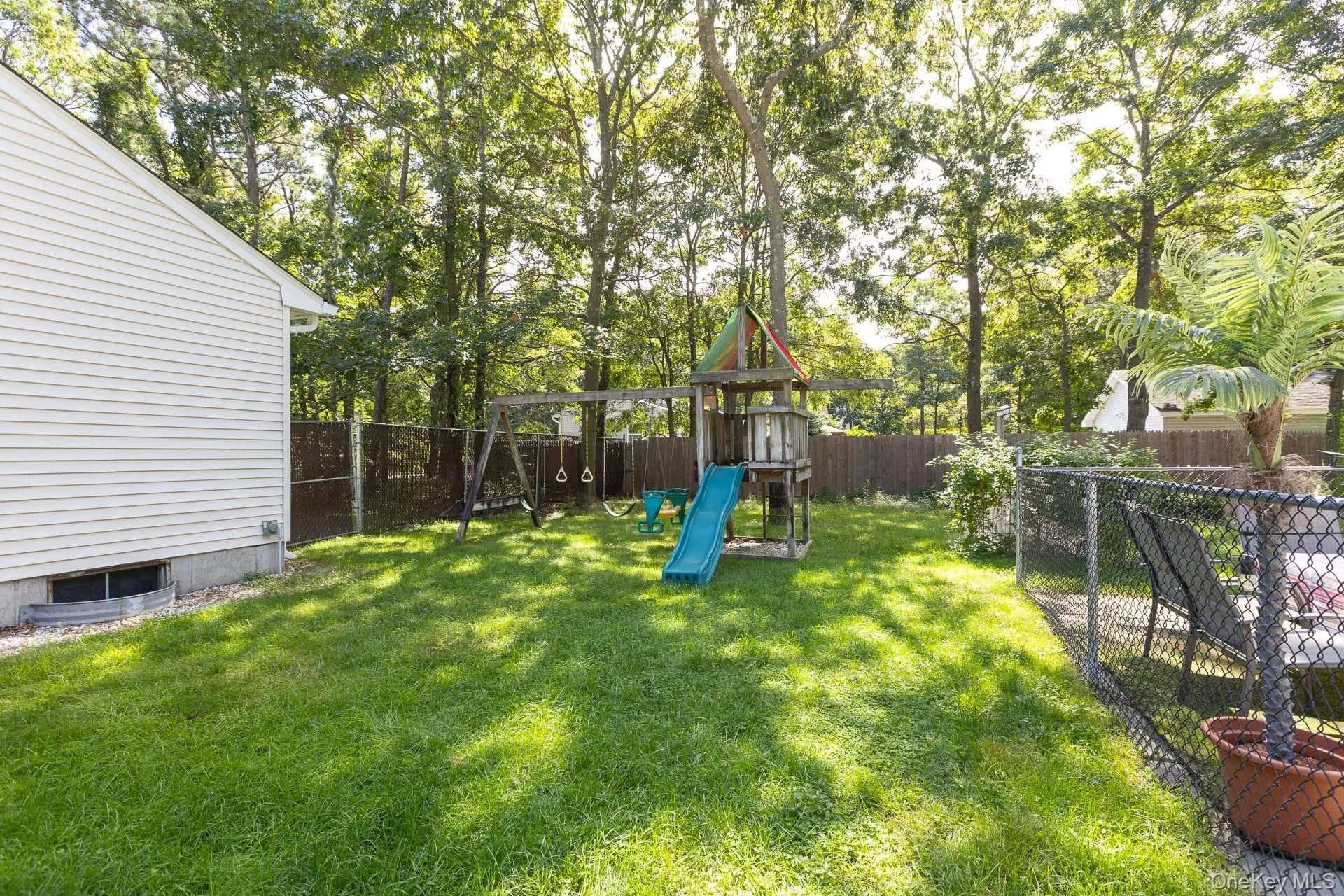 24 Evergreen Drive, Brookhaven, NY, 4 Bedrooms Bedrooms, 8 Rooms Rooms,3 BathroomsBathrooms,Residential,For Rent,Evergreen,0,1043961 24 Evergreen Drive, Brookhaven, NY, 4 Bedrooms Bedrooms, 8 Rooms Rooms,3 BathroomsBathrooms,Residential,For Rent,Evergreen,0,1043961