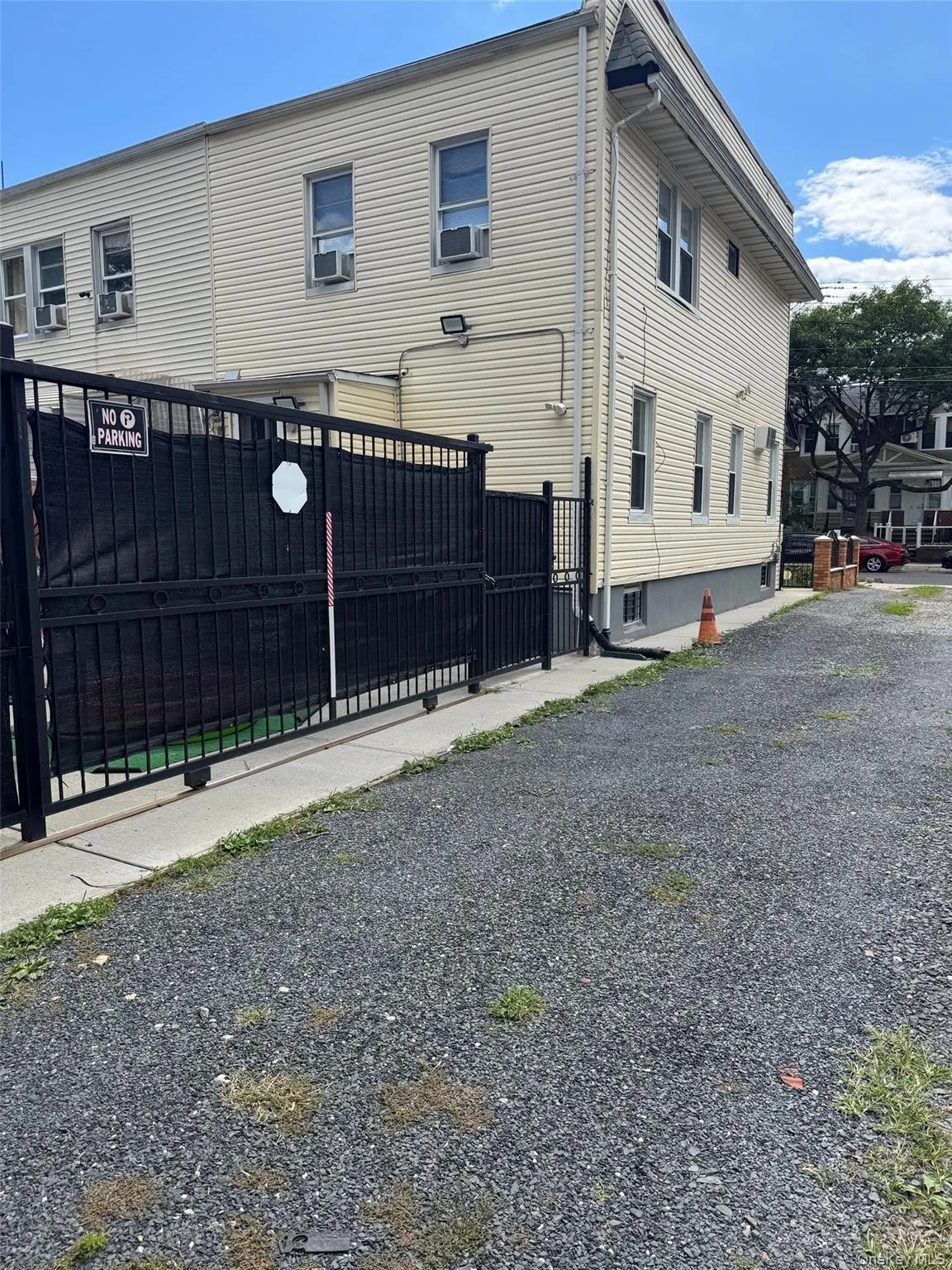 91-53 96th Street, New York, NY, 3 Bedrooms Bedrooms, 6 Rooms Rooms,2 BathroomsBathrooms,Residential,For Rent,96th,0,1043963 91-53 96th Street, New York, NY, 3 Bedrooms Bedrooms, 6 Rooms Rooms,2 BathroomsBathrooms,Residential,For Rent,96th,0,1043963
