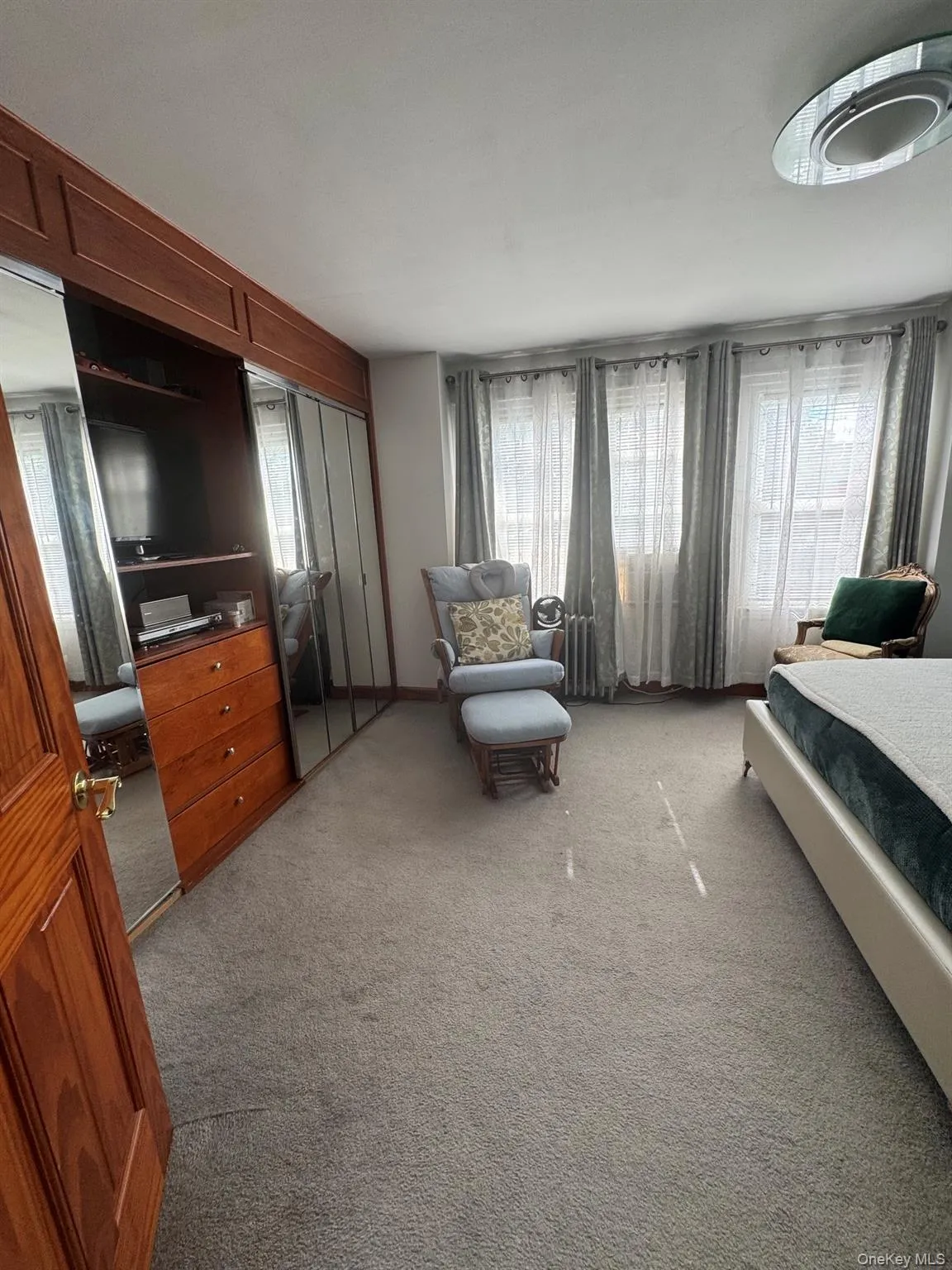 91-53 96th Street, New York, NY, 3 Bedrooms Bedrooms, 6 Rooms Rooms,2 BathroomsBathrooms,Residential,For Rent,96th,0,1043963 91-53 96th Street, New York, NY, 3 Bedrooms Bedrooms, 6 Rooms Rooms,2 BathroomsBathrooms,Residential,For Rent,96th,0,1043963