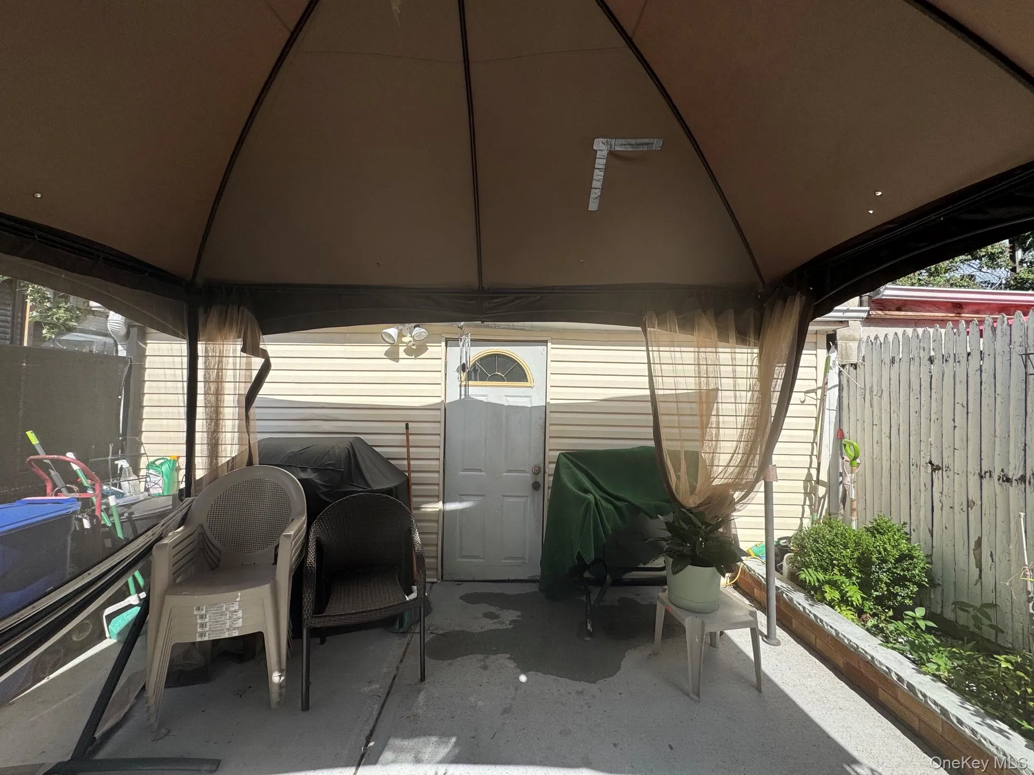 91-53 96th Street, New York, NY, 3 Bedrooms Bedrooms, 6 Rooms Rooms,2 BathroomsBathrooms,Residential,For Rent,96th,0,1043963 91-53 96th Street, New York, NY, 3 Bedrooms Bedrooms, 6 Rooms Rooms,2 BathroomsBathrooms,Residential,For Rent,96th,0,1043963
