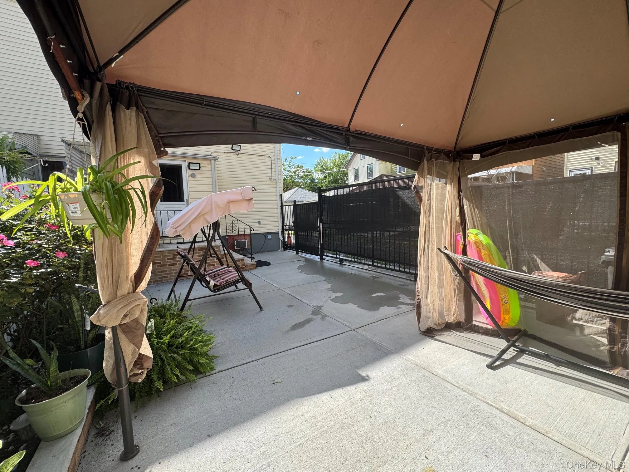 91-53 96th Street, New York, NY, 3 Bedrooms Bedrooms, 6 Rooms Rooms,2 BathroomsBathrooms,Residential,For Rent,96th,0,1043963 91-53 96th Street, New York, NY, 3 Bedrooms Bedrooms, 6 Rooms Rooms,2 BathroomsBathrooms,Residential,For Rent,96th,0,1043963