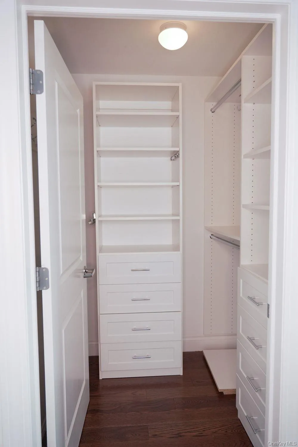 10 Byron Place, Mamaroneck, NY, 2 Bedrooms Bedrooms, 5 Rooms Rooms,2 BathroomsBathrooms,Residential Lease,For Rent,Byron,0,1043965 10 Byron Place, Mamaroneck, NY, 2 Bedrooms Bedrooms, 5 Rooms Rooms,2 BathroomsBathrooms,Residential Lease,For Rent,Byron,0,1043965