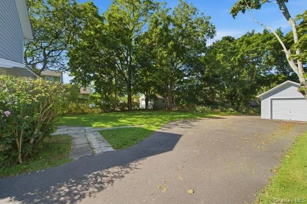 36 Railroad Ave., Brookhaven, NY, 4 Bedrooms Bedrooms, 8 Rooms Rooms,2 BathroomsBathrooms,Residential,For Rent,Railroad Ave.,0,1043968 36 Railroad Ave., Brookhaven, NY, 4 Bedrooms Bedrooms, 8 Rooms Rooms,2 BathroomsBathrooms,Residential,For Rent,Railroad Ave.,0,1043968