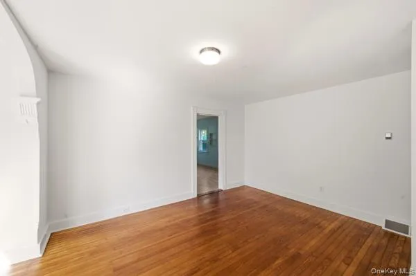 36 Railroad Ave., Brookhaven, NY, 4 Bedrooms Bedrooms, 8 Rooms Rooms,2 BathroomsBathrooms,Residential,For Rent,Railroad Ave.,0,1043968 36 Railroad Ave., Brookhaven, NY, 4 Bedrooms Bedrooms, 8 Rooms Rooms,2 BathroomsBathrooms,Residential,For Rent,Railroad Ave.,0,1043968