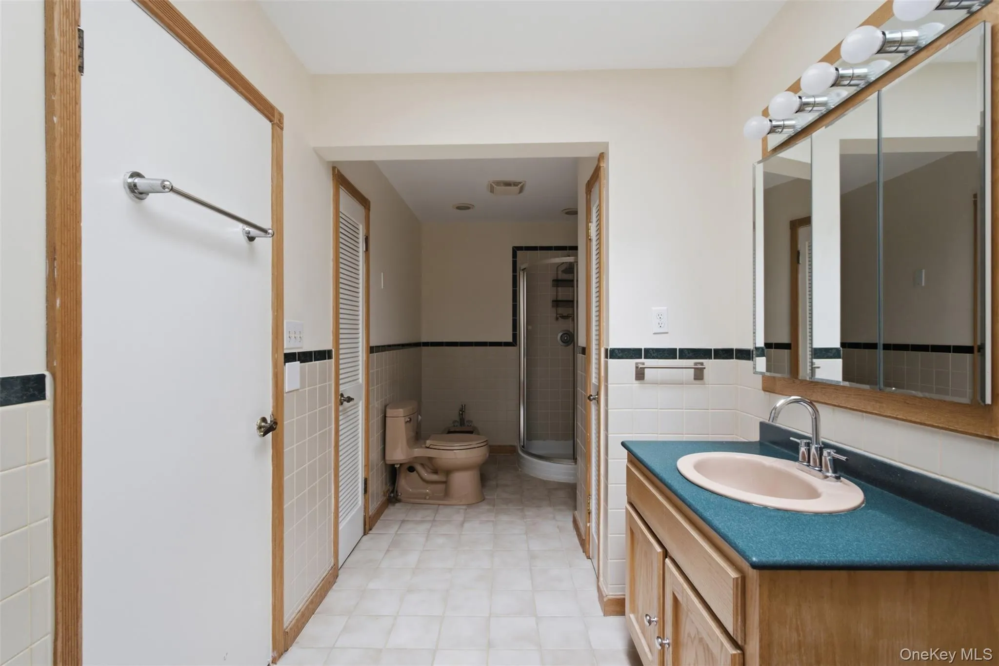 14 Dakota Court, Ramapo, NY, 3 Bedrooms Bedrooms, 7 Rooms Rooms,2 BathroomsBathrooms,Residential,For Rent,Dakota,0,1043969 14 Dakota Court, Ramapo, NY, 3 Bedrooms Bedrooms, 7 Rooms Rooms,2 BathroomsBathrooms,Residential,For Rent,Dakota,0,1043969