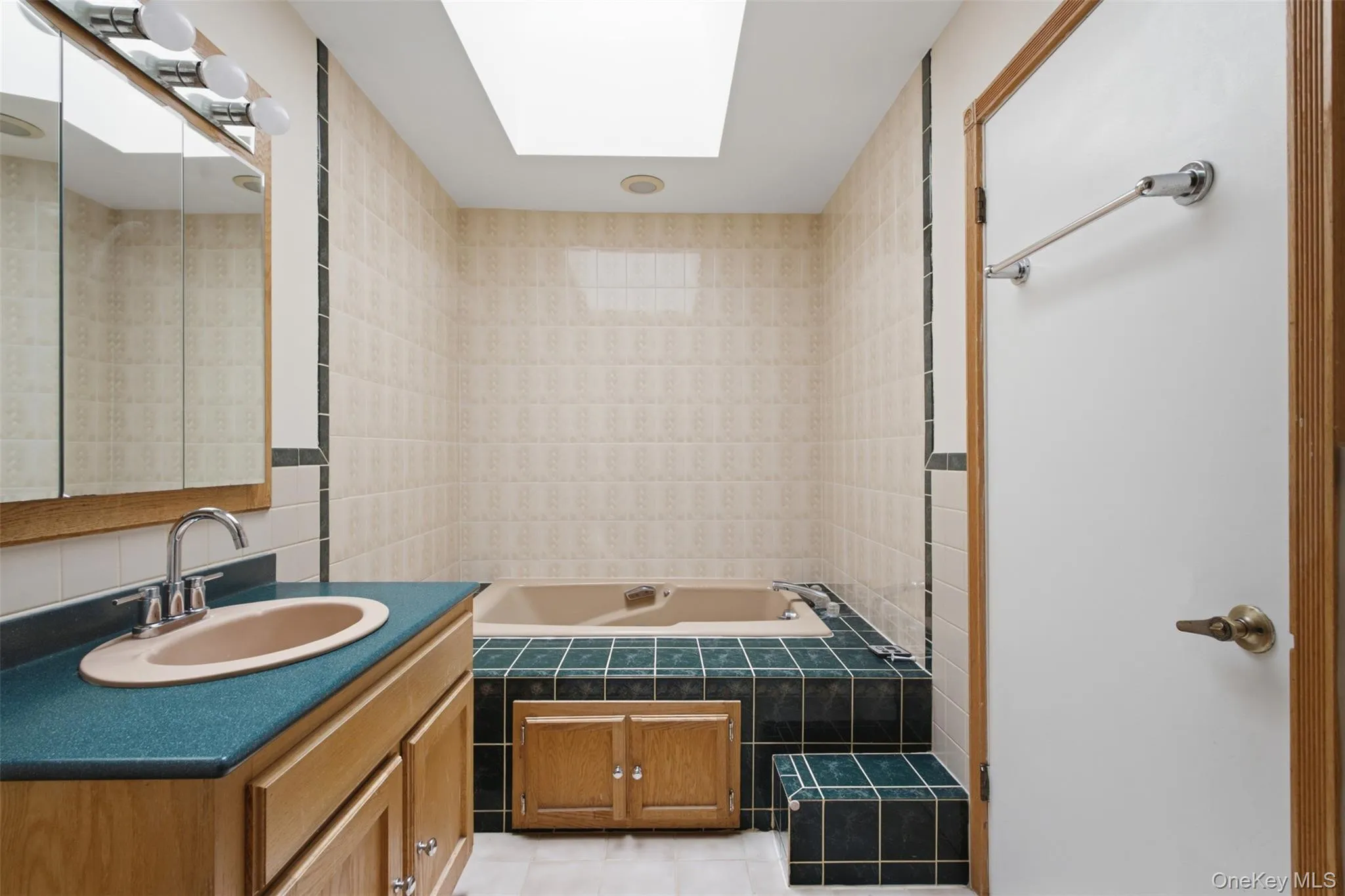 14 Dakota Court, Ramapo, NY, 3 Bedrooms Bedrooms, 7 Rooms Rooms,2 BathroomsBathrooms,Residential,For Rent,Dakota,0,1043969 14 Dakota Court, Ramapo, NY, 3 Bedrooms Bedrooms, 7 Rooms Rooms,2 BathroomsBathrooms,Residential,For Rent,Dakota,0,1043969