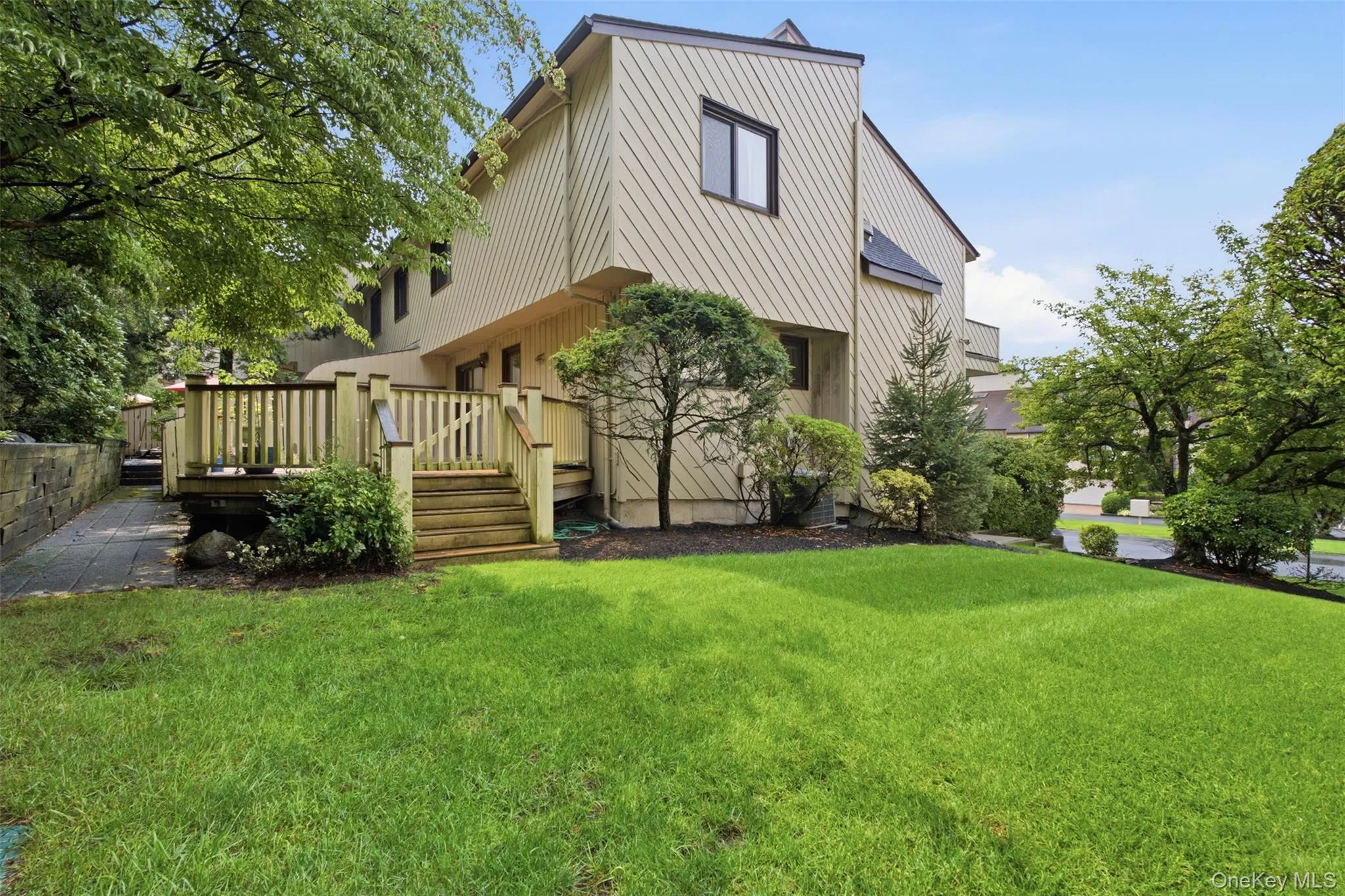 14 Dakota Court, Ramapo, NY, 3 Bedrooms Bedrooms, 7 Rooms Rooms,2 BathroomsBathrooms,Residential,For Rent,Dakota,0,1043969 14 Dakota Court, Ramapo, NY, 3 Bedrooms Bedrooms, 7 Rooms Rooms,2 BathroomsBathrooms,Residential,For Rent,Dakota,0,1043969