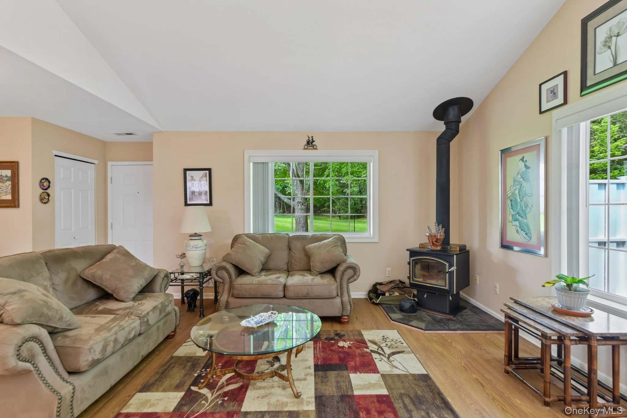 127 Farm House Court, Brookhaven, NY, 2 Bedrooms Bedrooms, 5 Rooms Rooms,2 BathroomsBathrooms,Residential,For Rent,Farm House,0,1043970 127 Farm House Court, Brookhaven, NY, 2 Bedrooms Bedrooms, 5 Rooms Rooms,2 BathroomsBathrooms,Residential,For Rent,Farm House,0,1043970