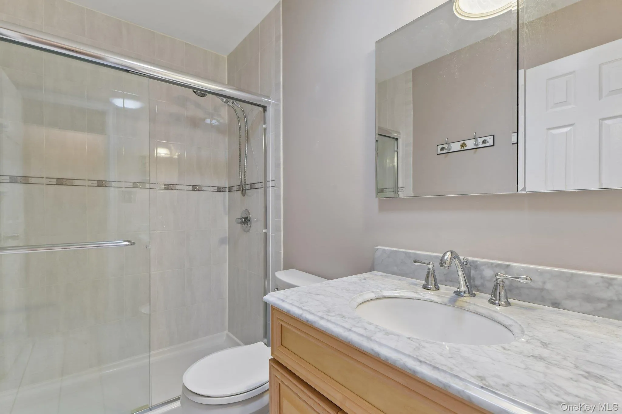 127 Farm House Court, Brookhaven, NY, 2 Bedrooms Bedrooms, 5 Rooms Rooms,2 BathroomsBathrooms,Residential,For Rent,Farm House,0,1043970 127 Farm House Court, Brookhaven, NY, 2 Bedrooms Bedrooms, 5 Rooms Rooms,2 BathroomsBathrooms,Residential,For Rent,Farm House,0,1043970
